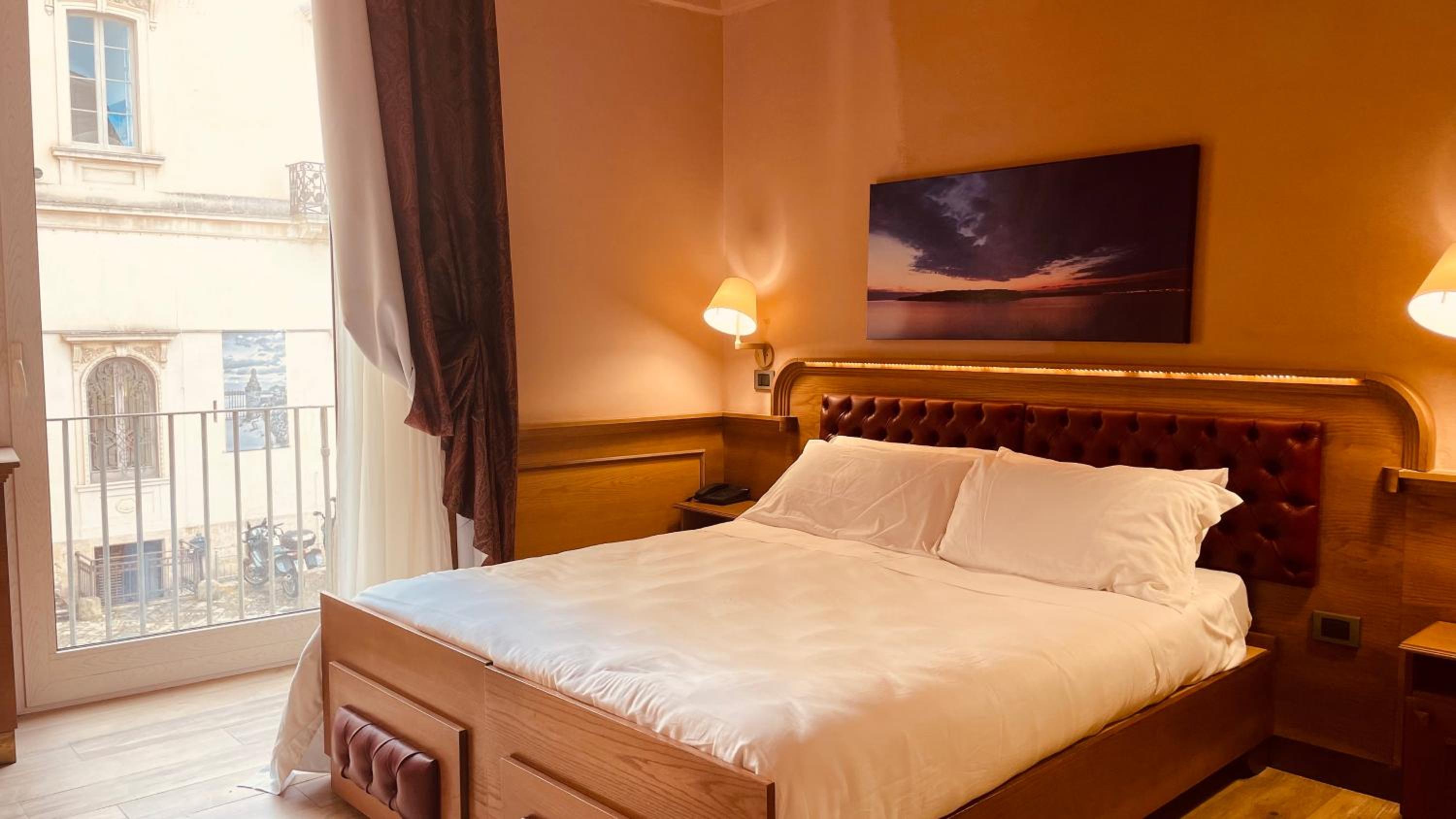Classic Double Room