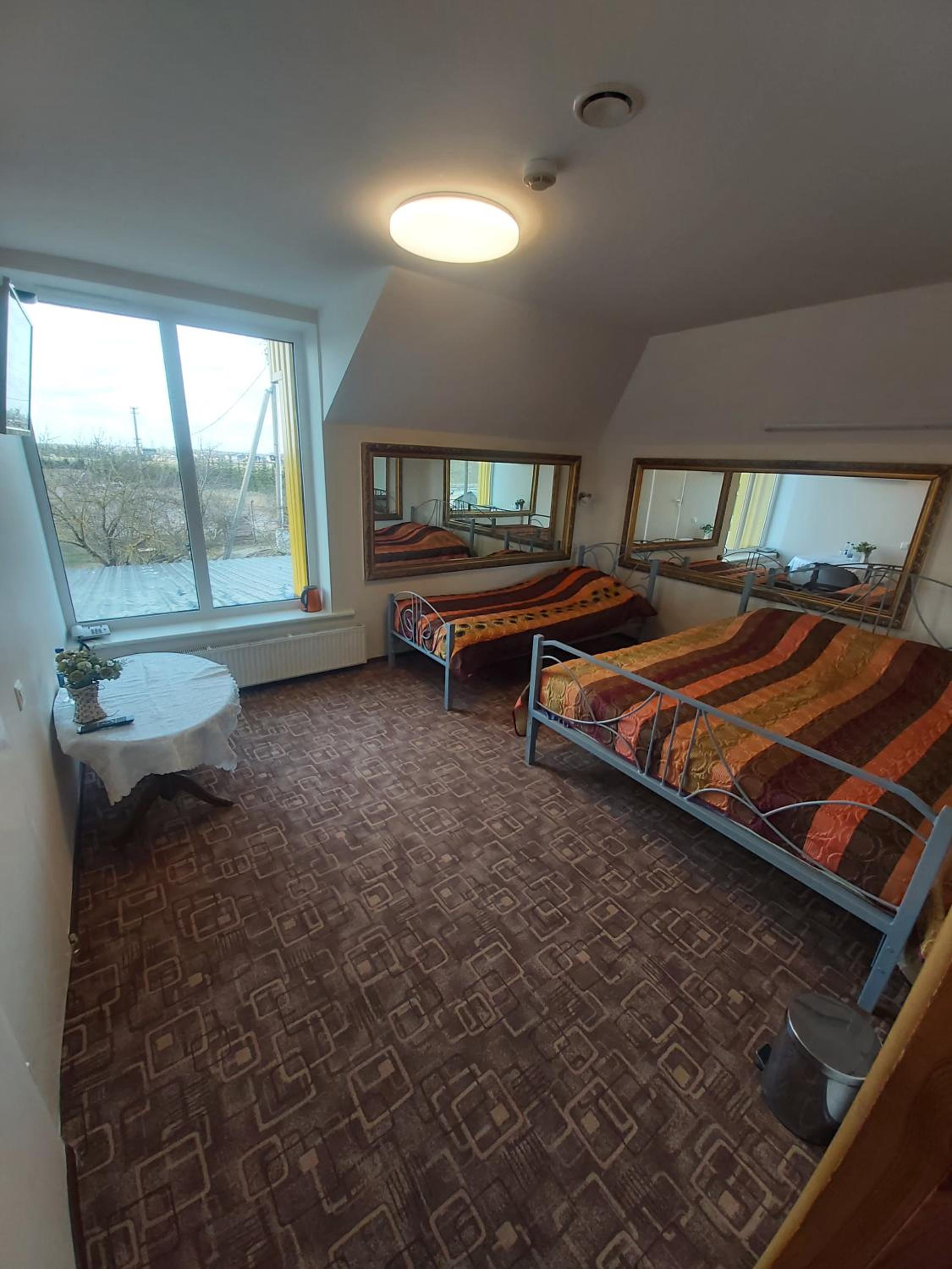 Triple Room - Photo 12