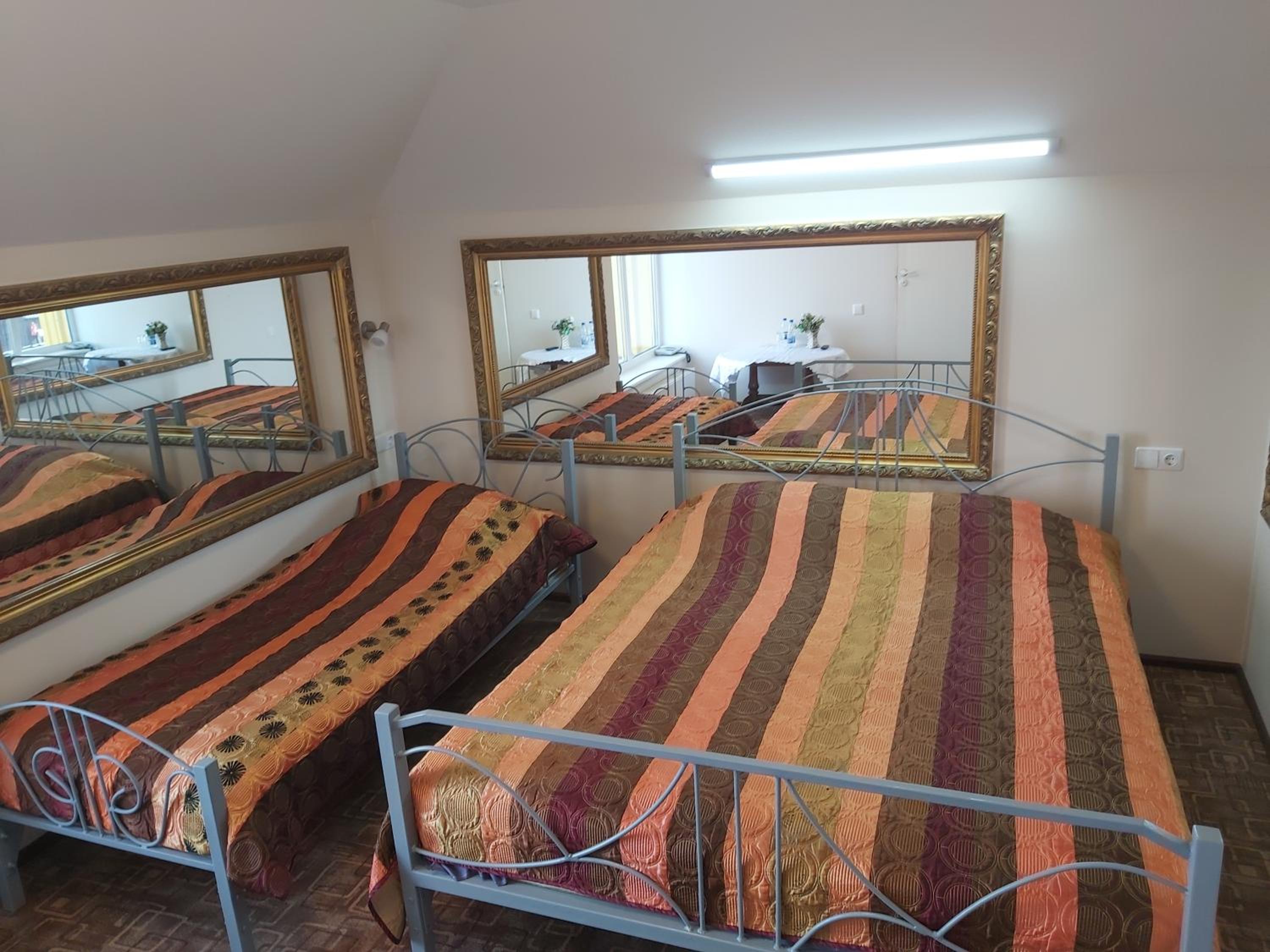 Triple Room - Photo 9