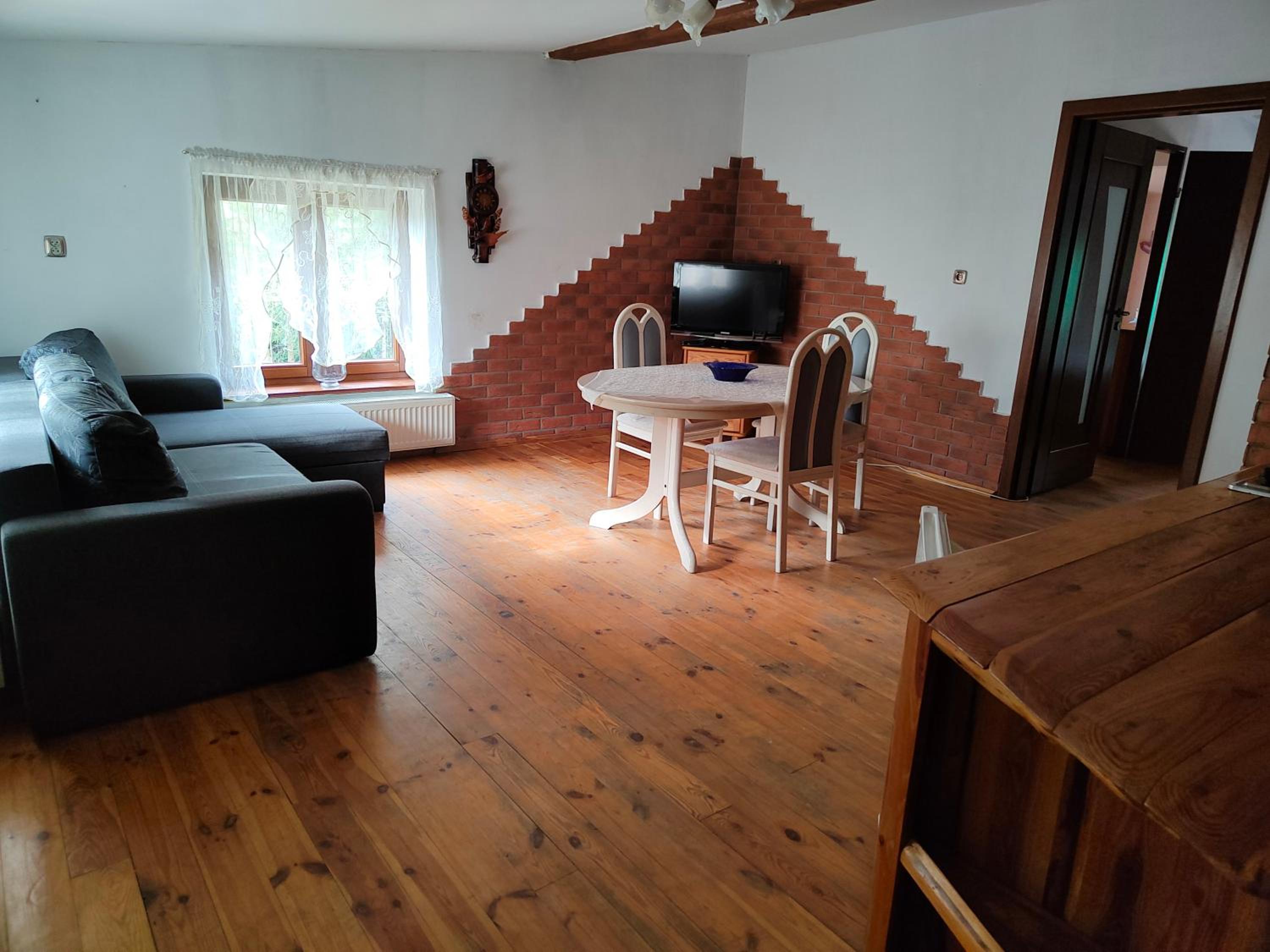 Two-Bedroom Apartment - Photo 2
