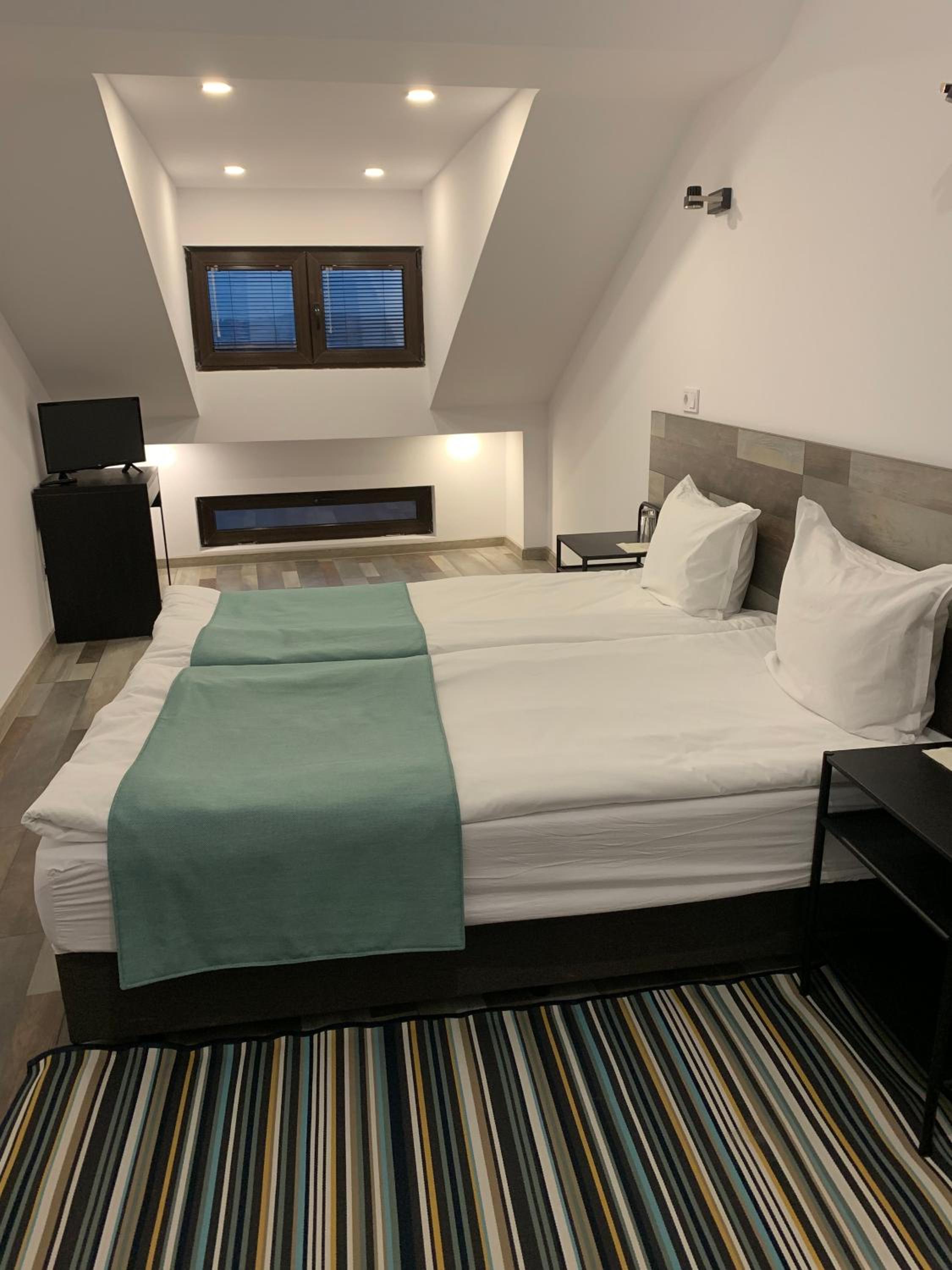Budget Double or Twin Room photo 3
