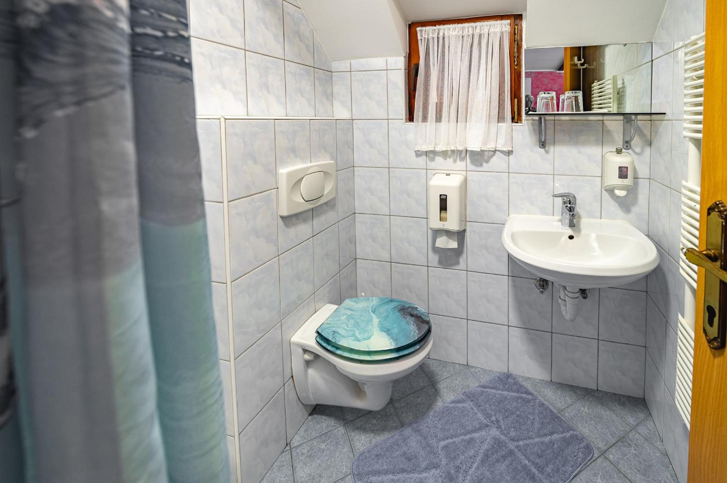 Three-Bedroom Suite photo 2