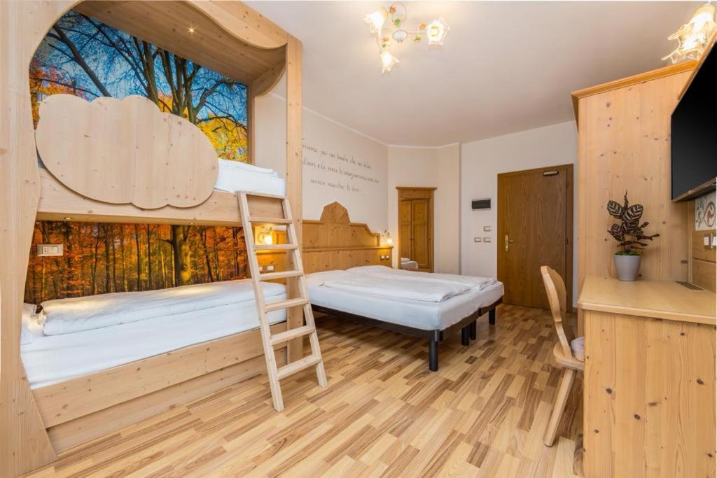 Superior Double Room with Balcony photo 1