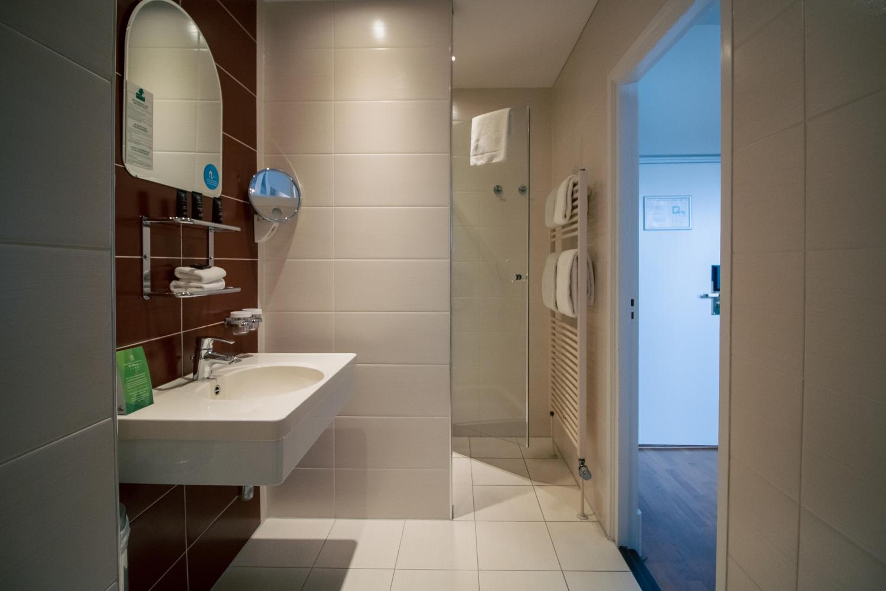 Deluxe Double Room - Photo 6