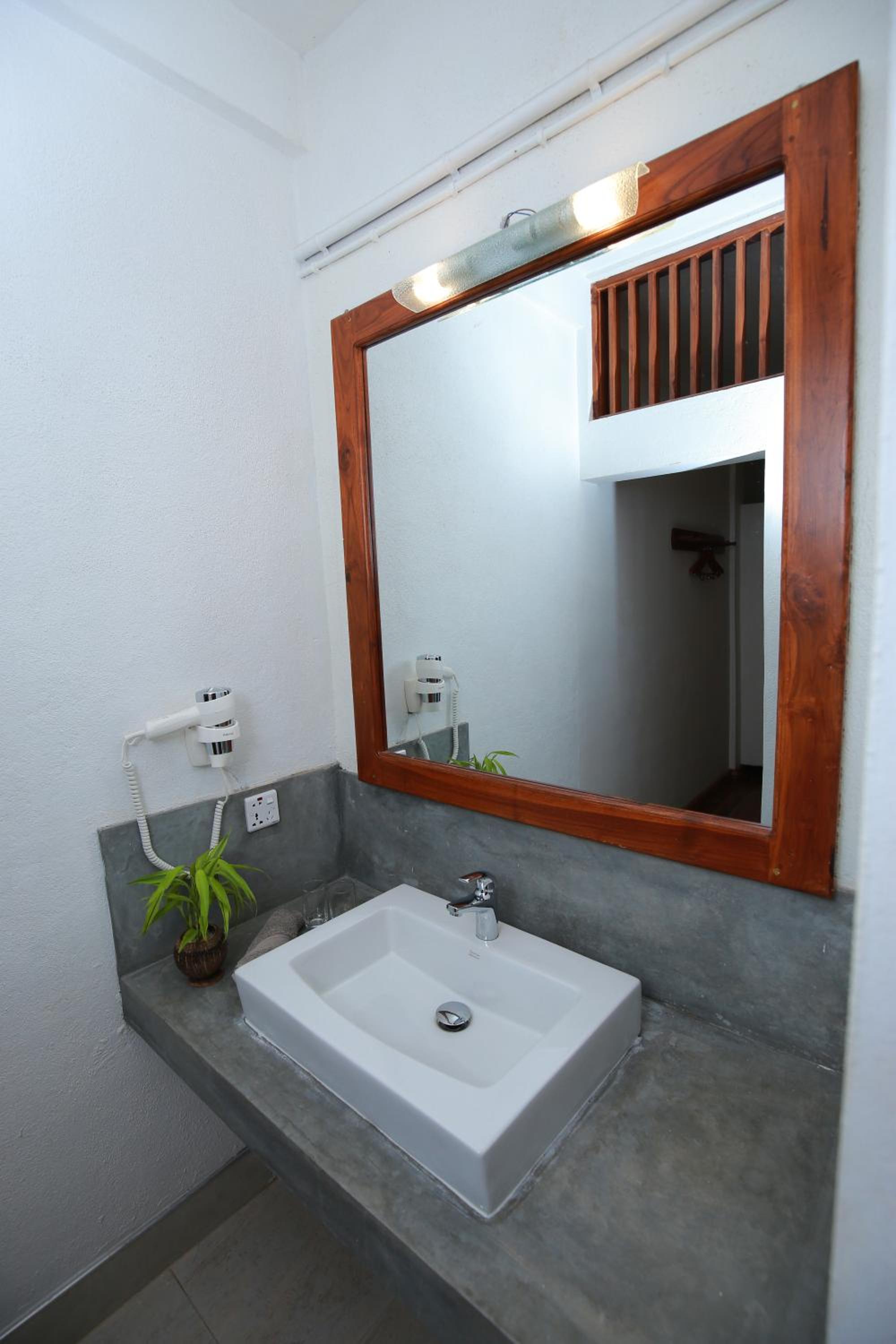 Three-Bedroom Apartment photo 2