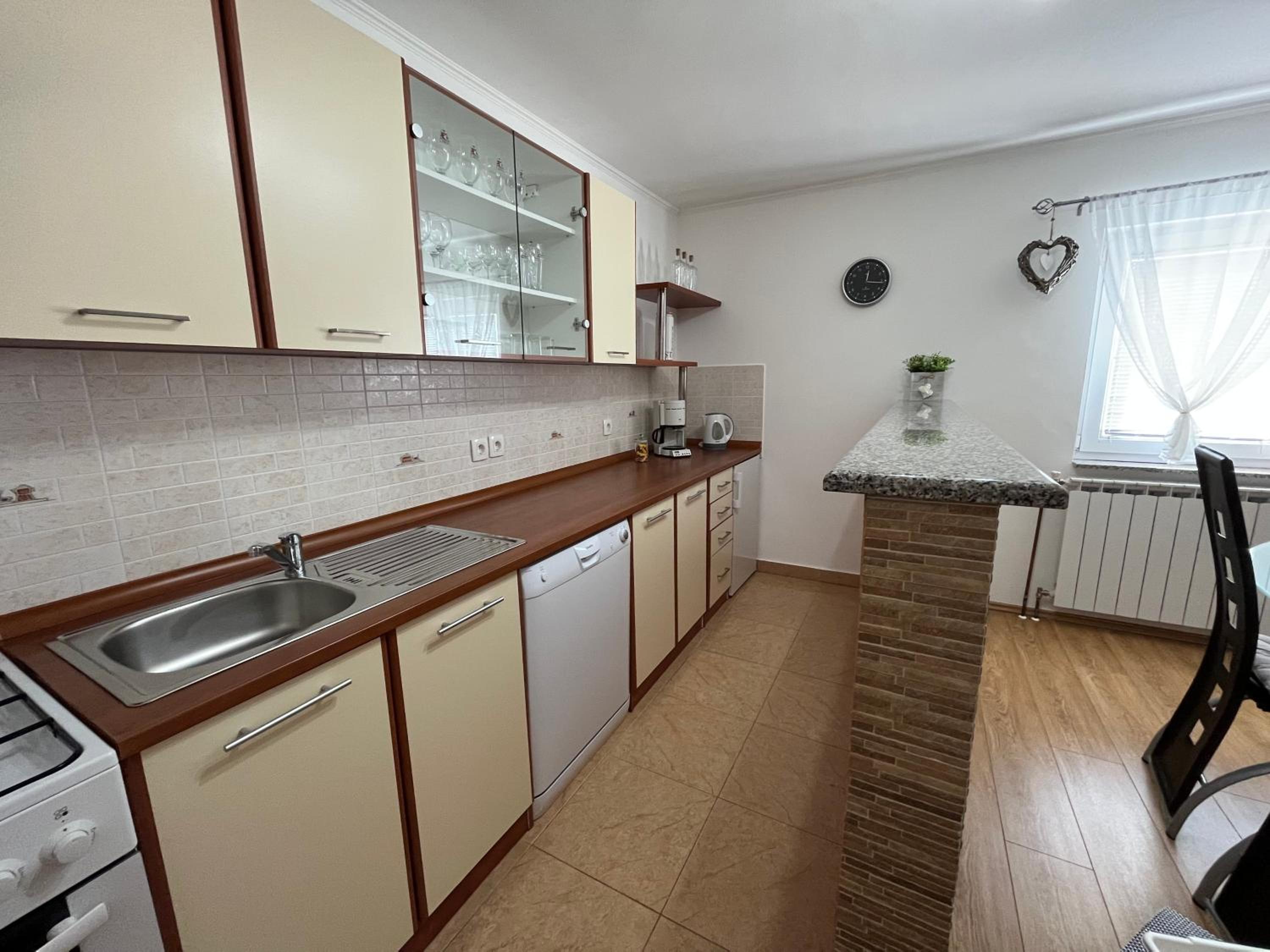 Two-Bedroom Holiday Home - Photo 25