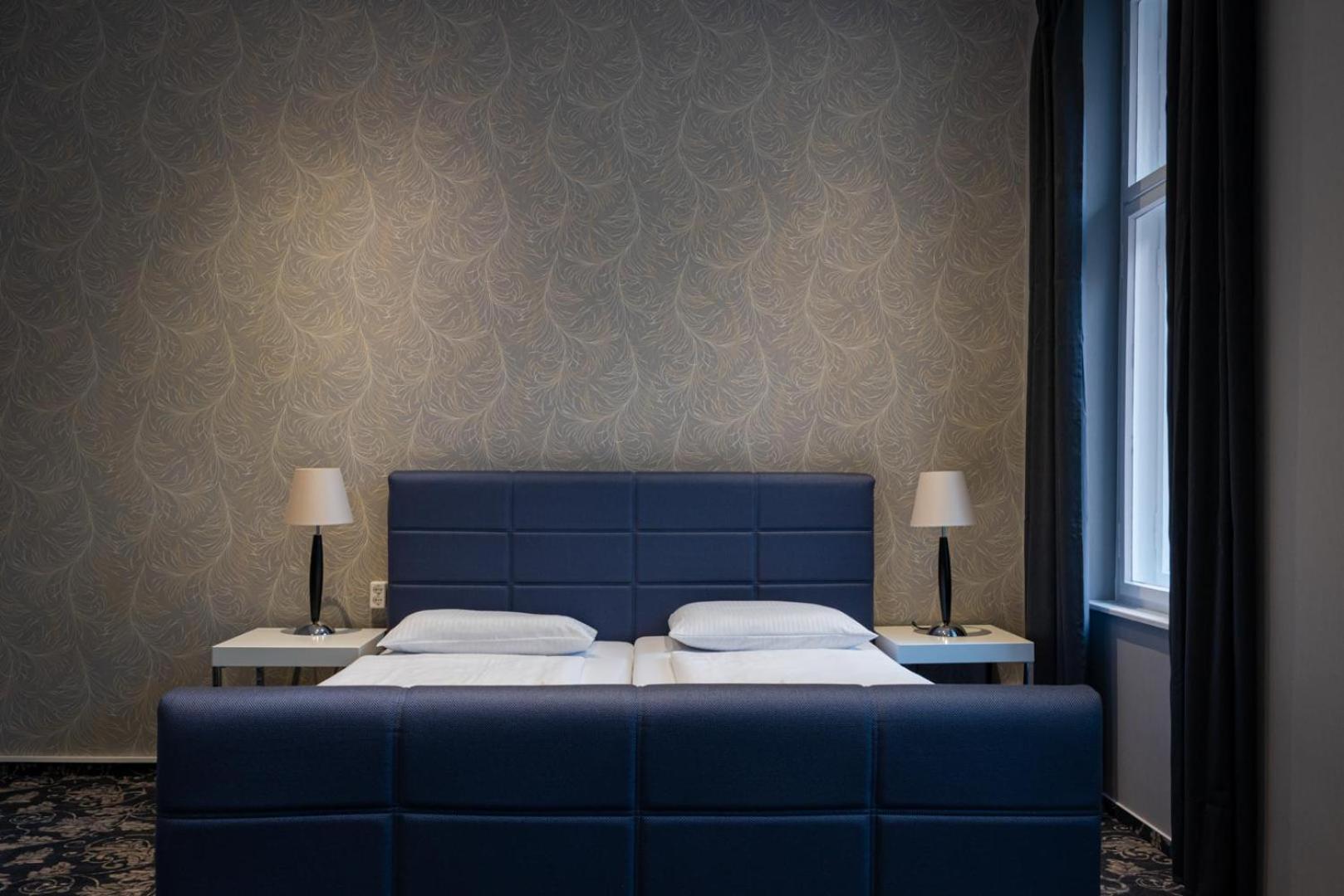Deluxe Double Room with Balcony photo 1
