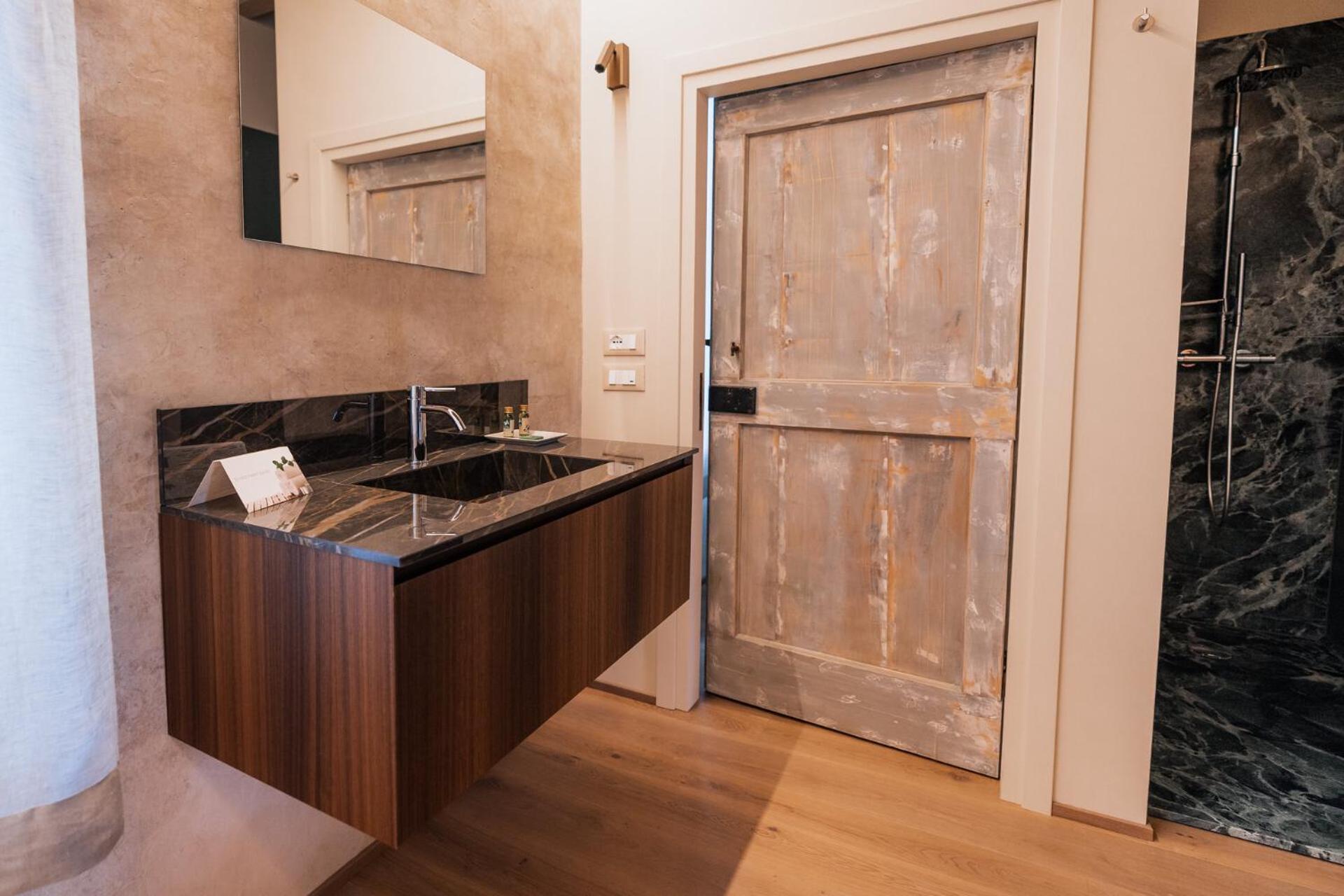 Superior Suite photo 3