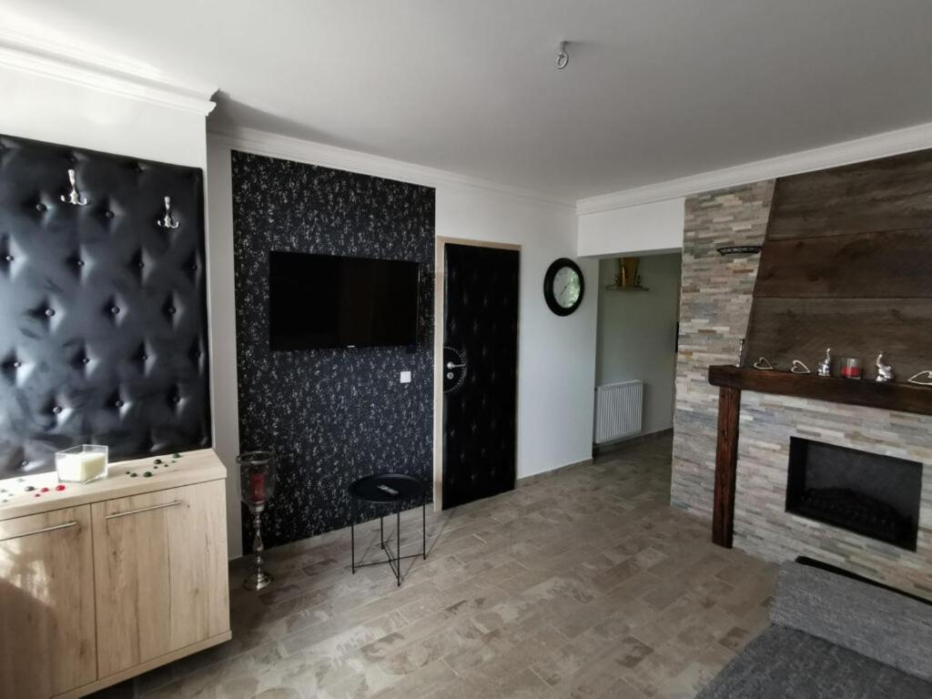 One-Bedroom Villa - Photo 1