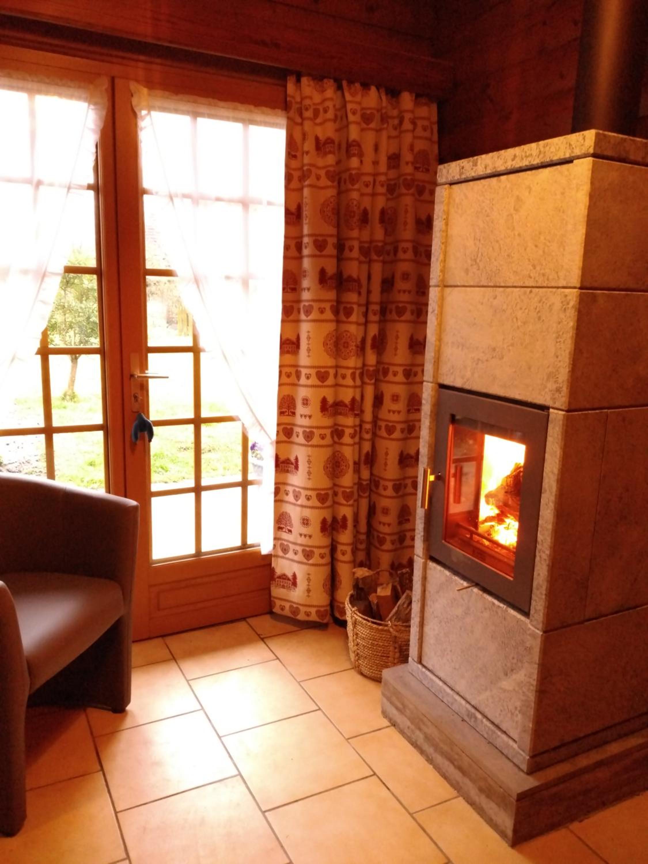 Deluxe King Suite photo 2