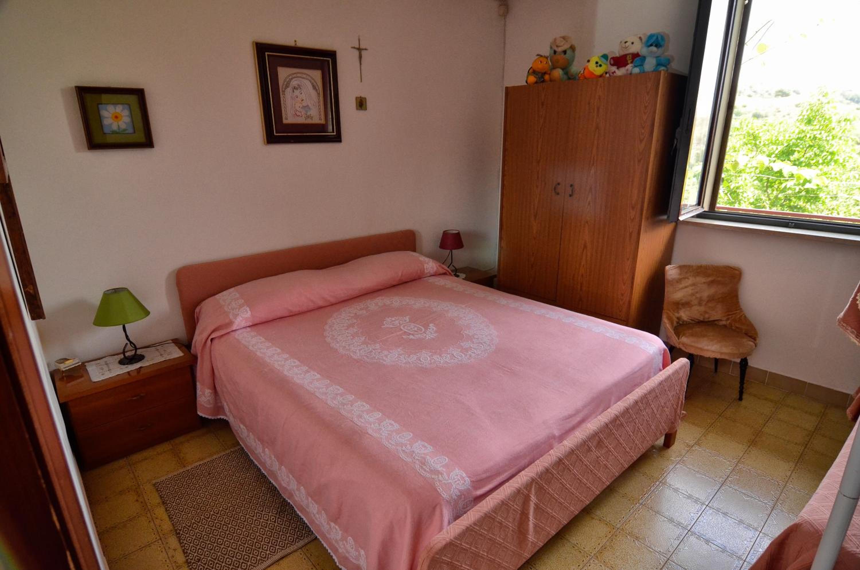 One-Bedroom Apartment with Sea View and Terrace photo 1