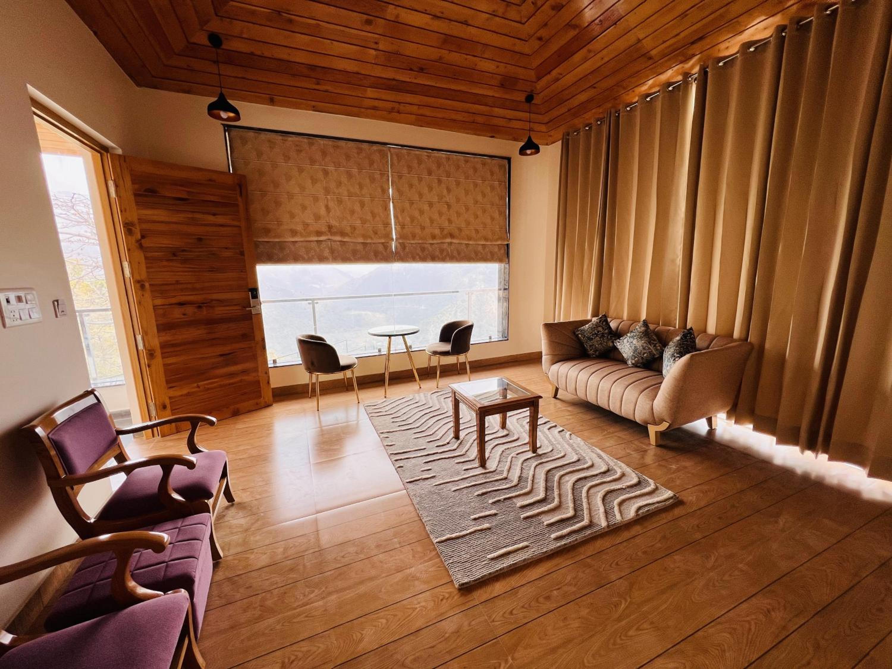 Suite with River View photo 3