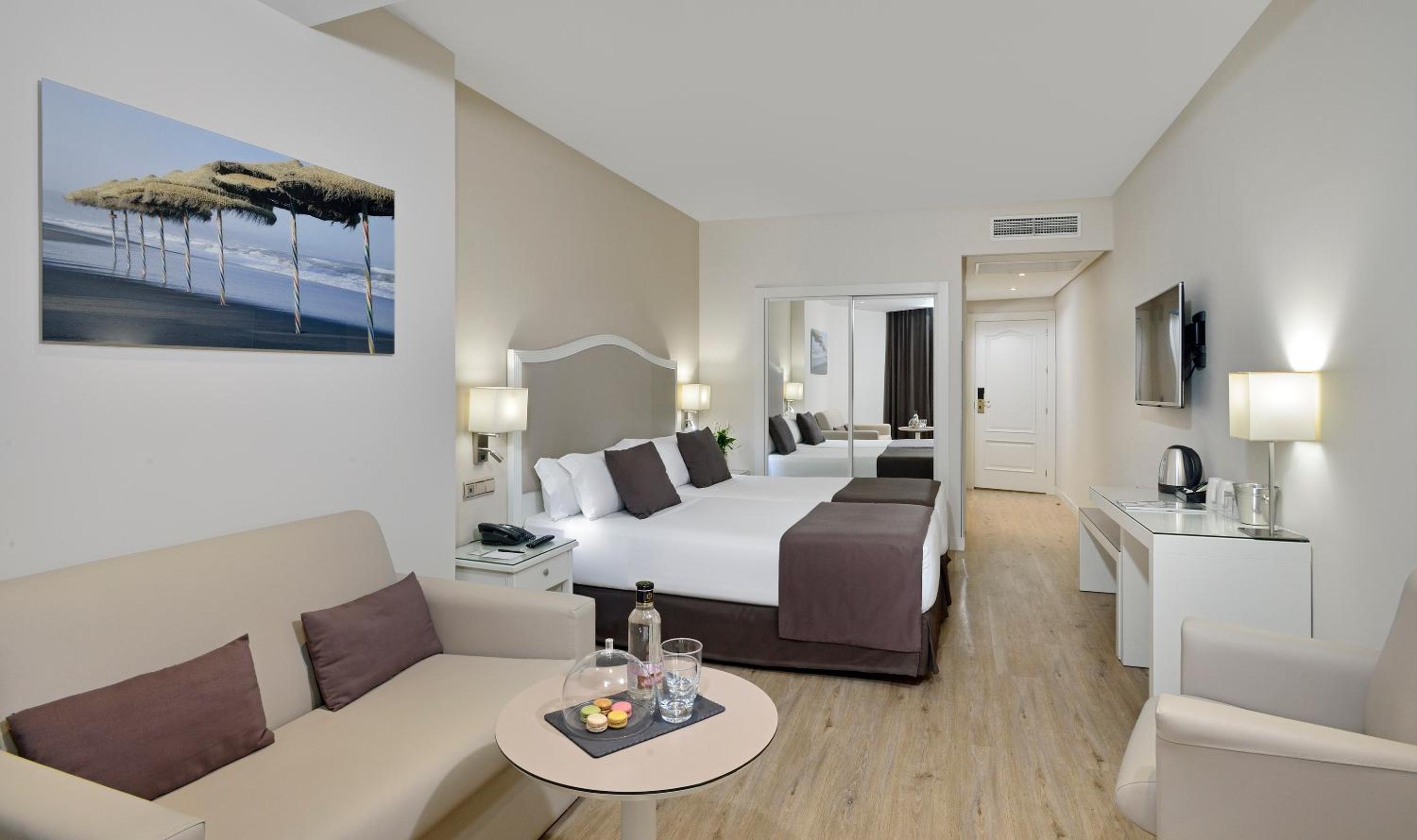 Junior Suite - First Floor - Photo 2