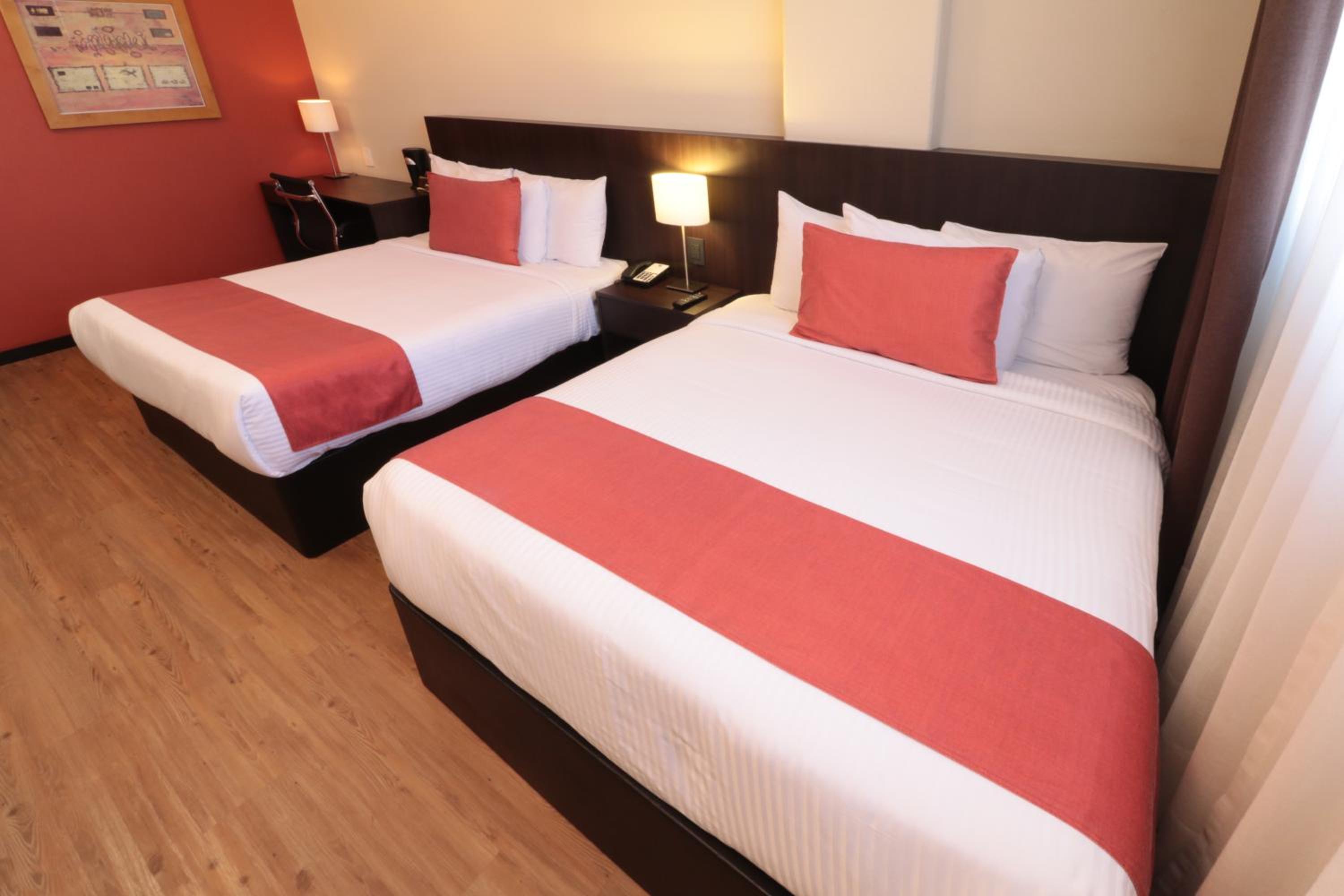 Double Room with Two Double Beds photo 3