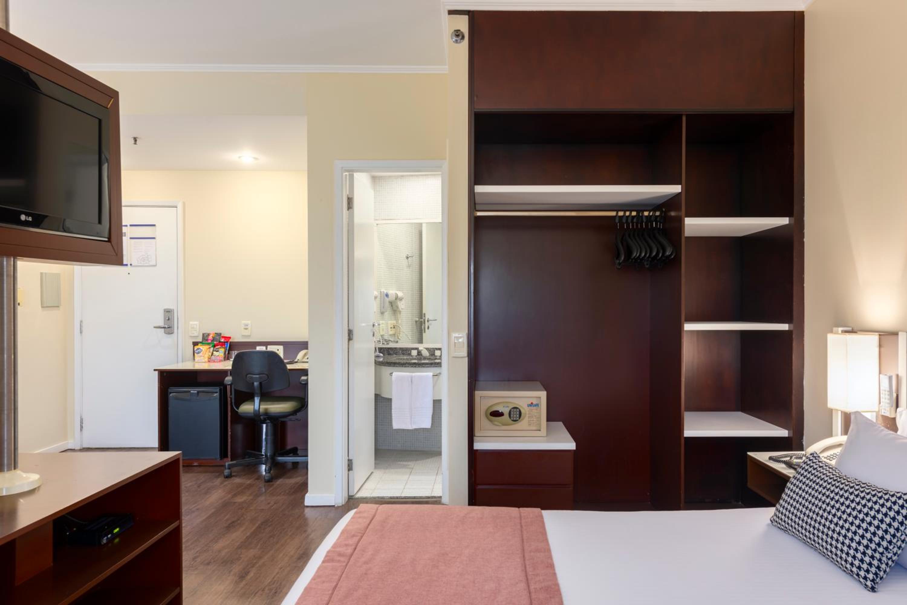 Superior Double Room photo 2