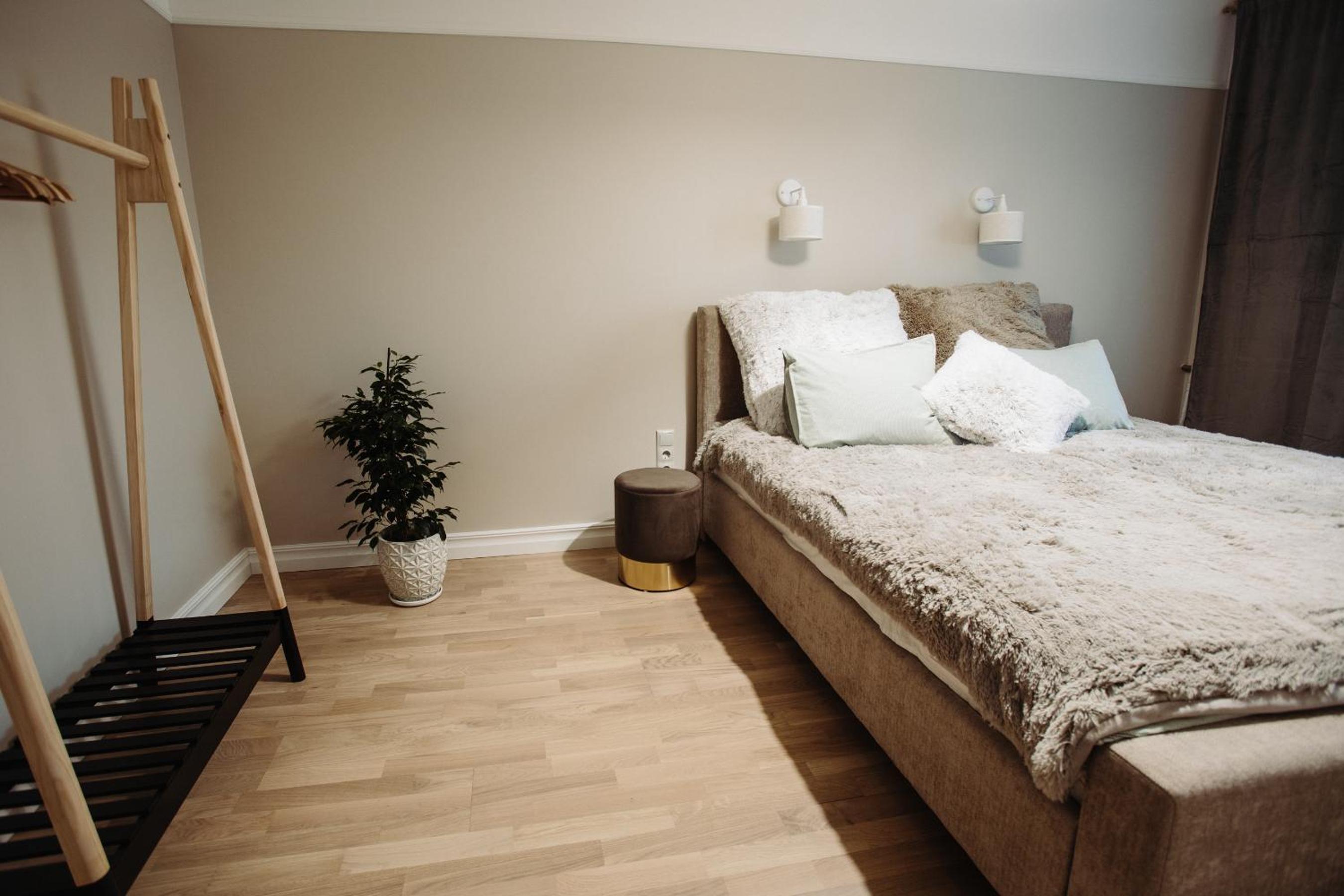 One-Bedroom Apartment photo 2