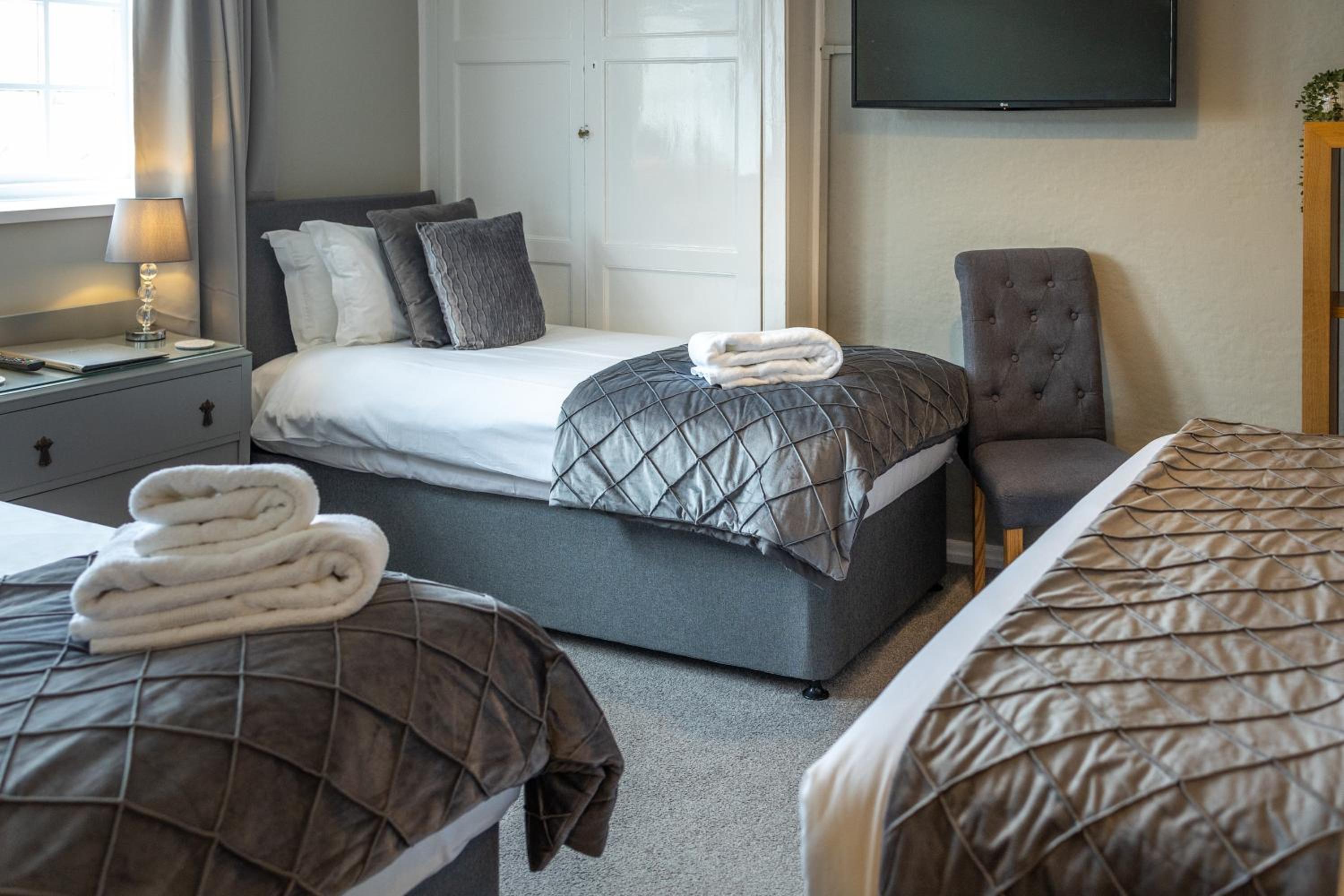 Classic Quadruple Room photo 3