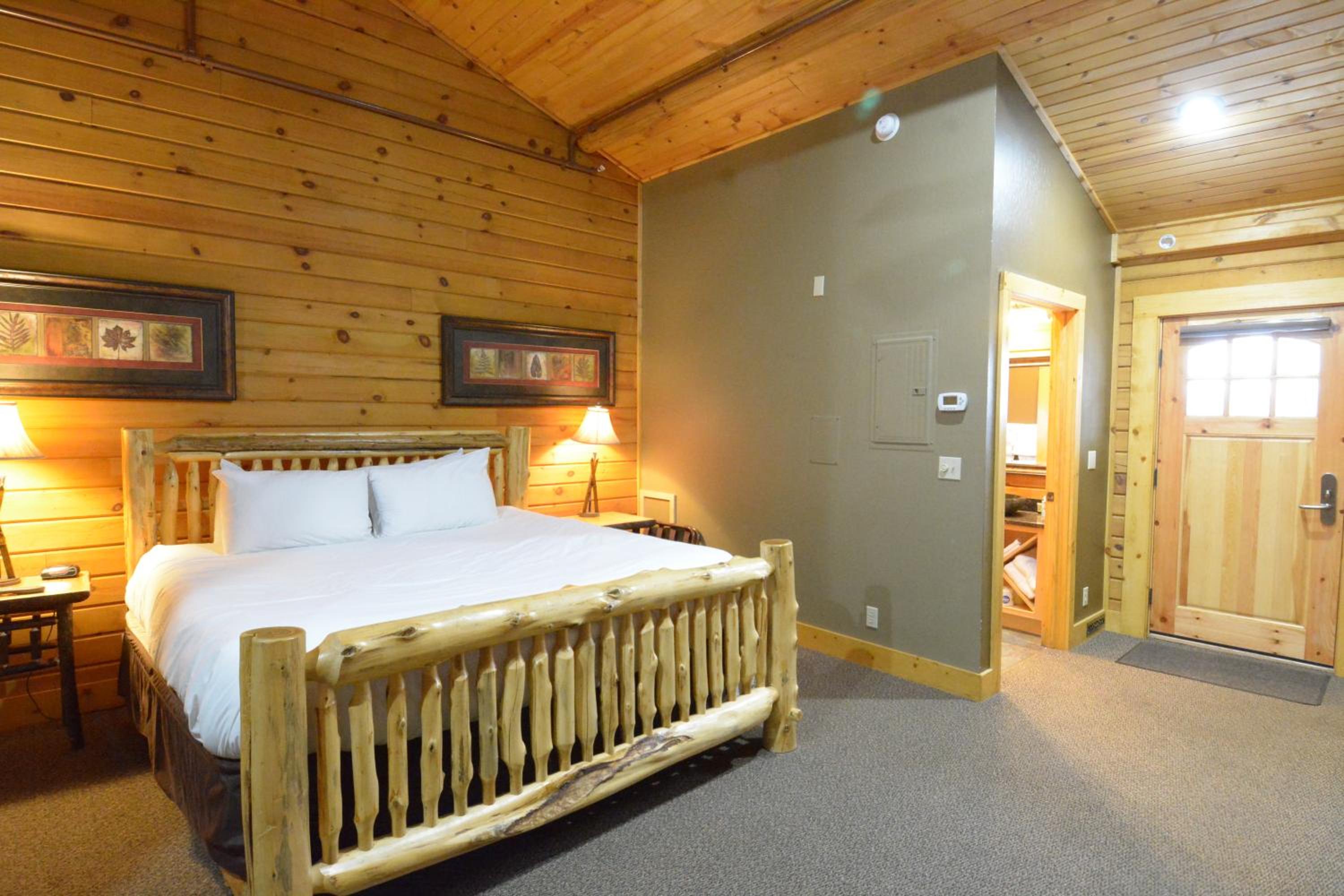 One-Bedroom Chalet -Pet Friendly