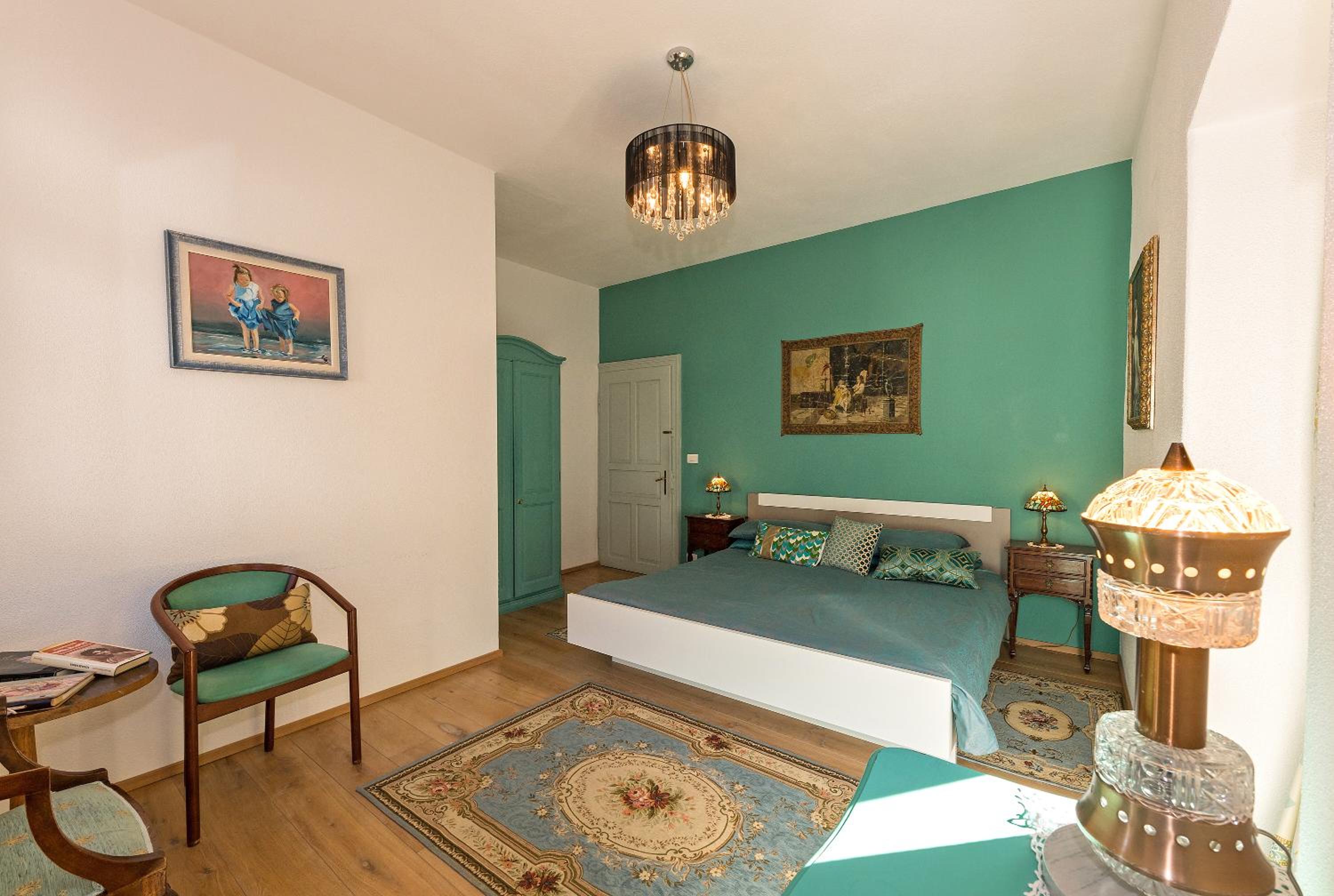 Deluxe Family Suite photo 2