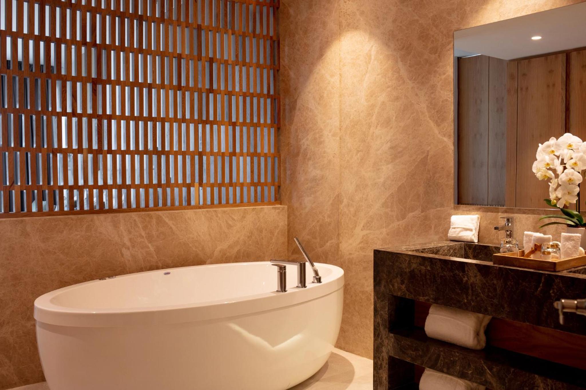 Preferred Club Ambition Suite Resort - Photo 4