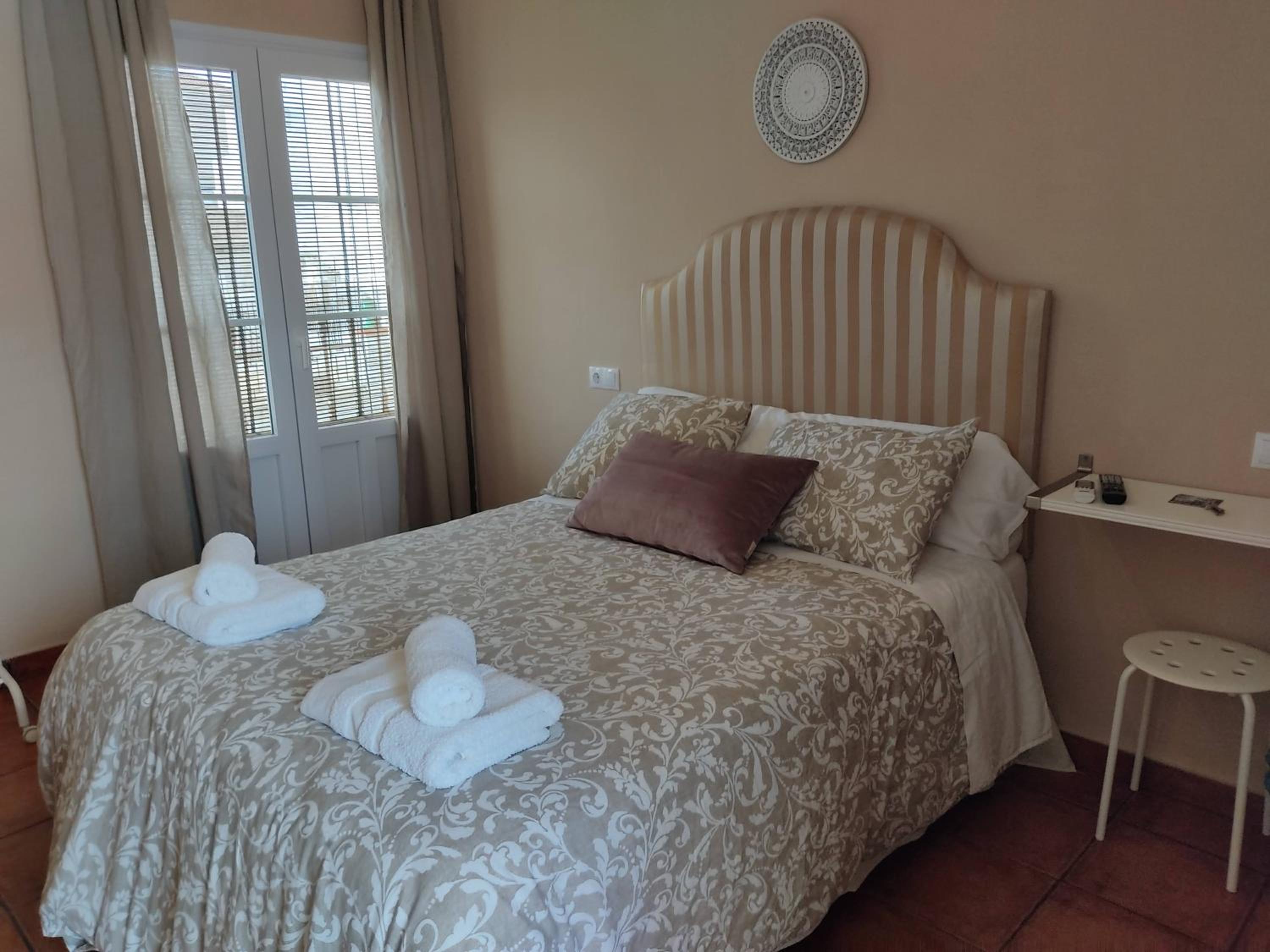 Habitación Doble con Baño Privado