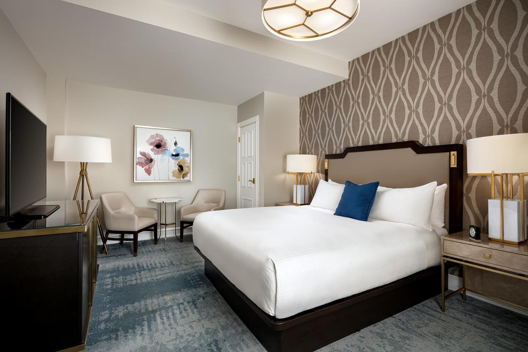 Executive Suite City View 1 King thumbnail 5