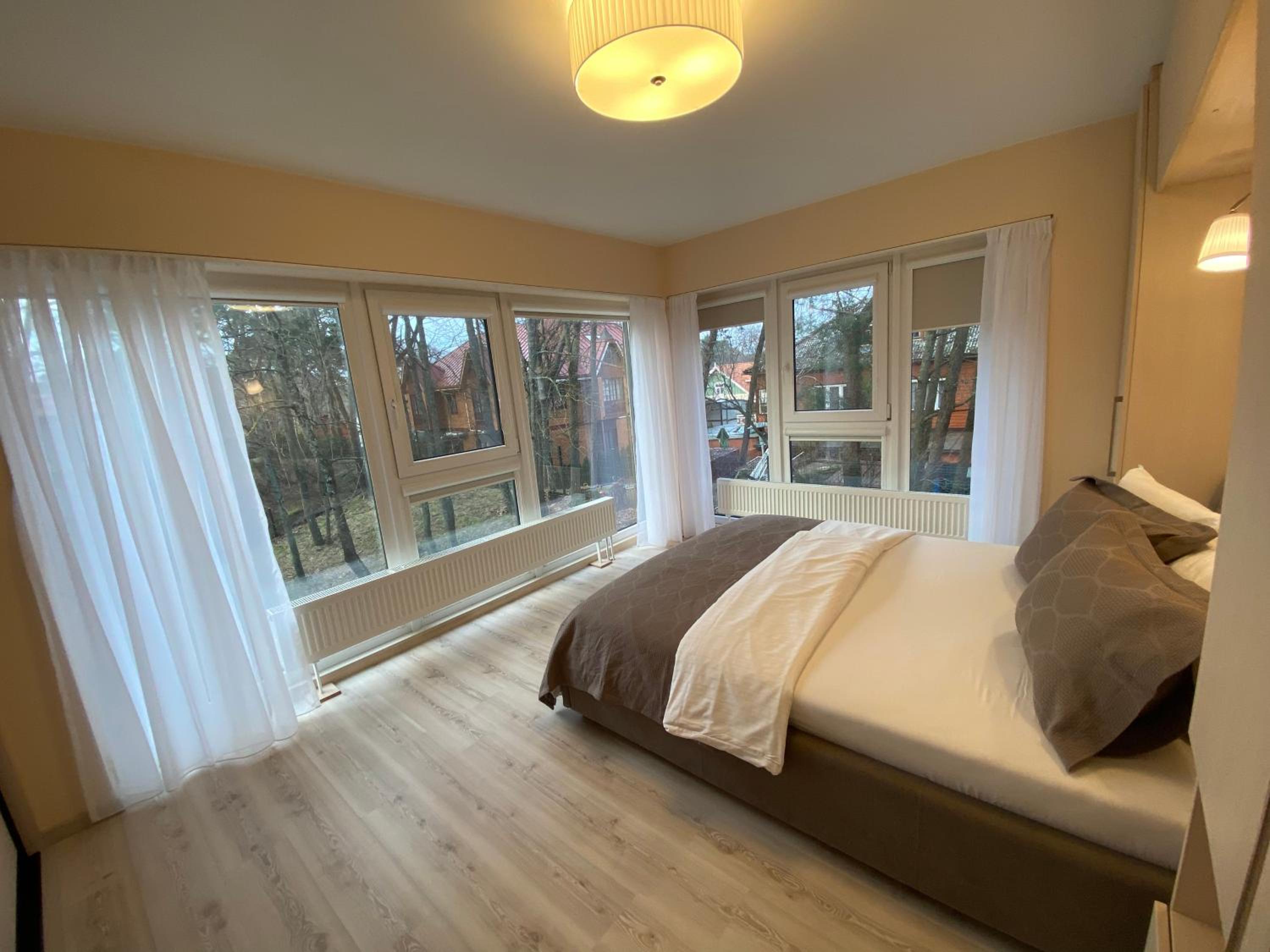 One-Bedroom Apartment - Photo 14