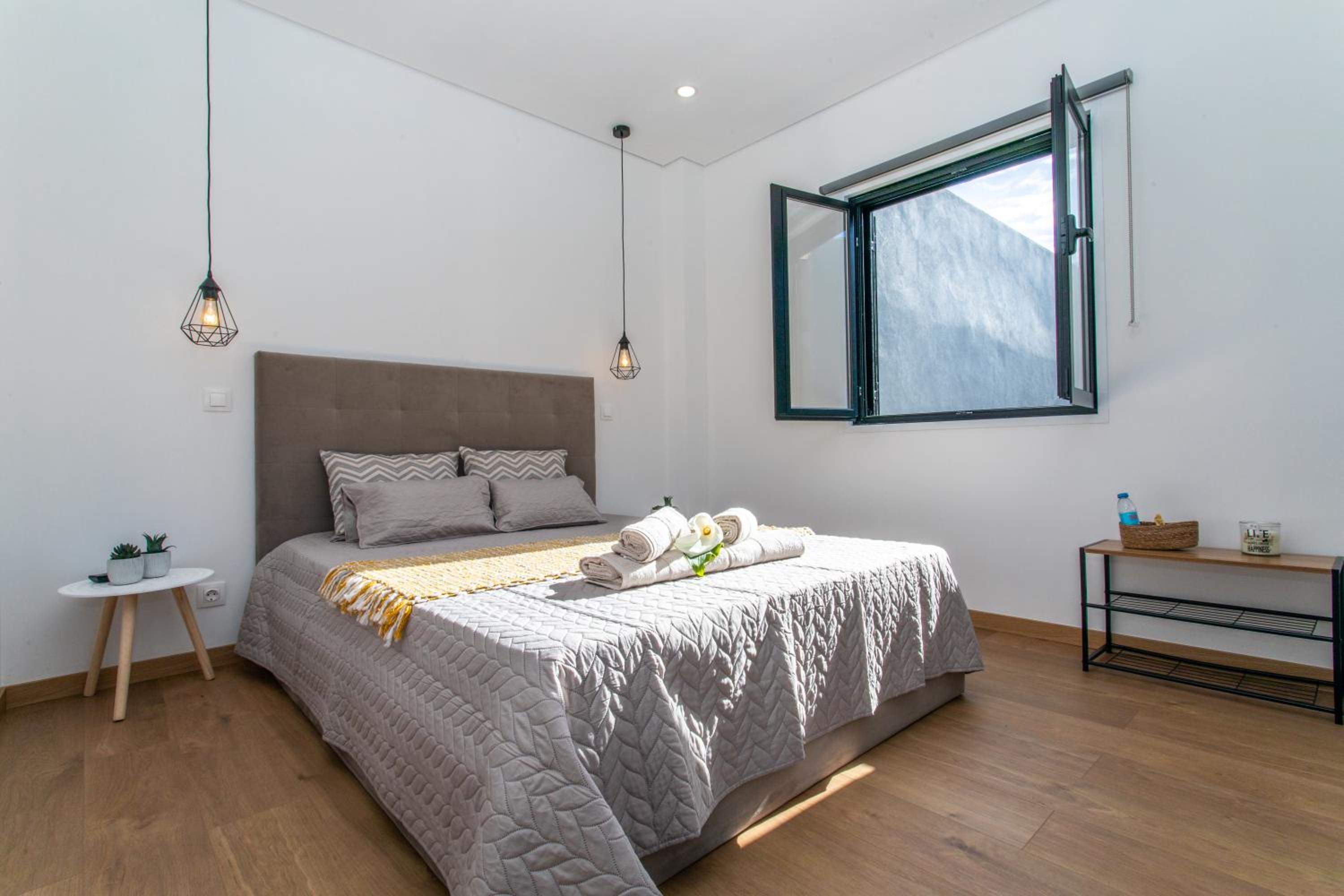 Double Room - Photo 35