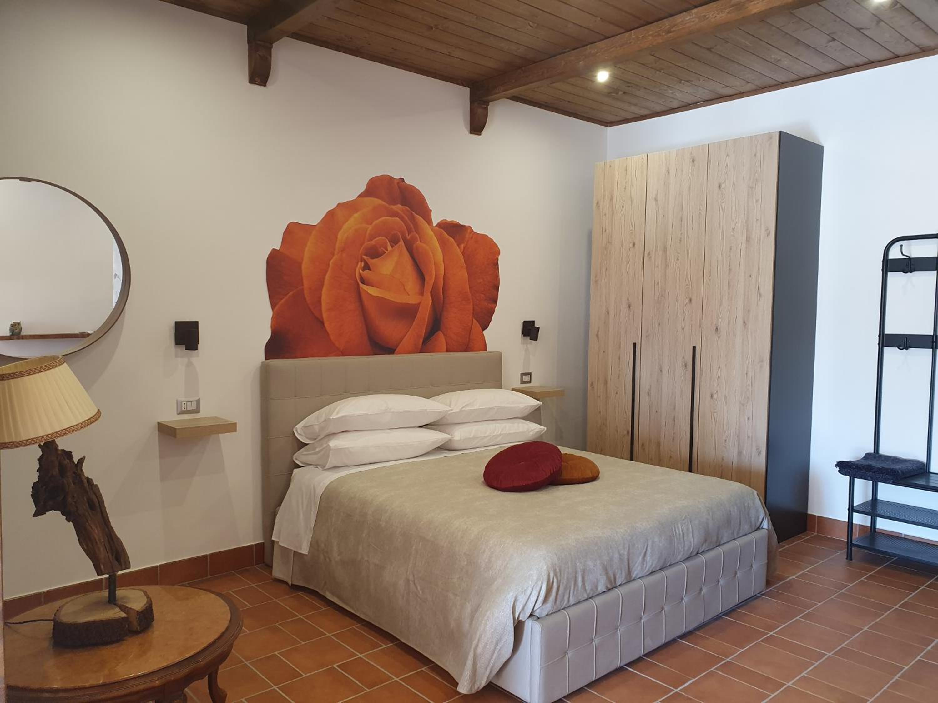 King Room with Balcony photo 1