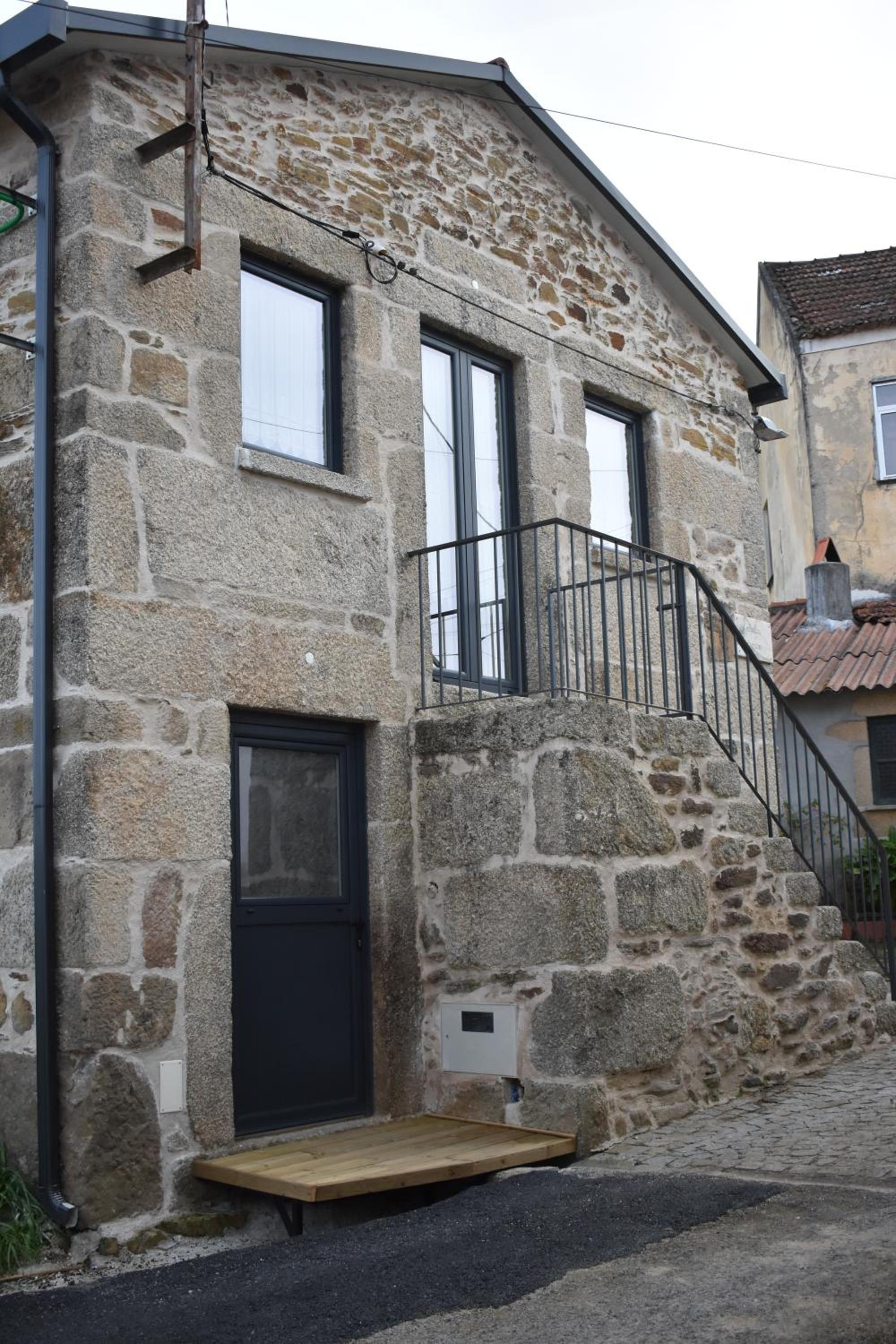 One-Bedroom House - Photo 13