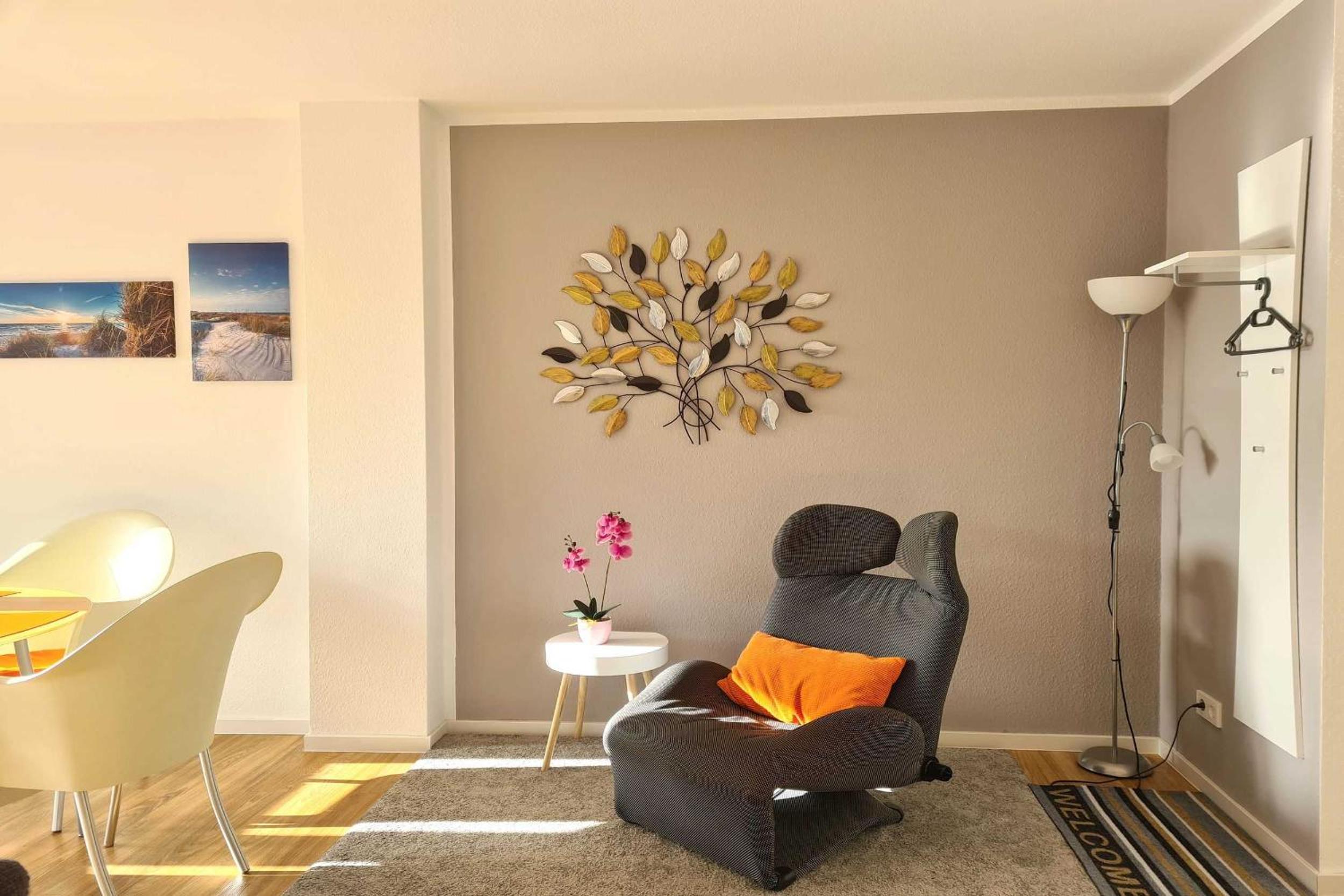One-Bedroom Apartment with Balcony photo 1
