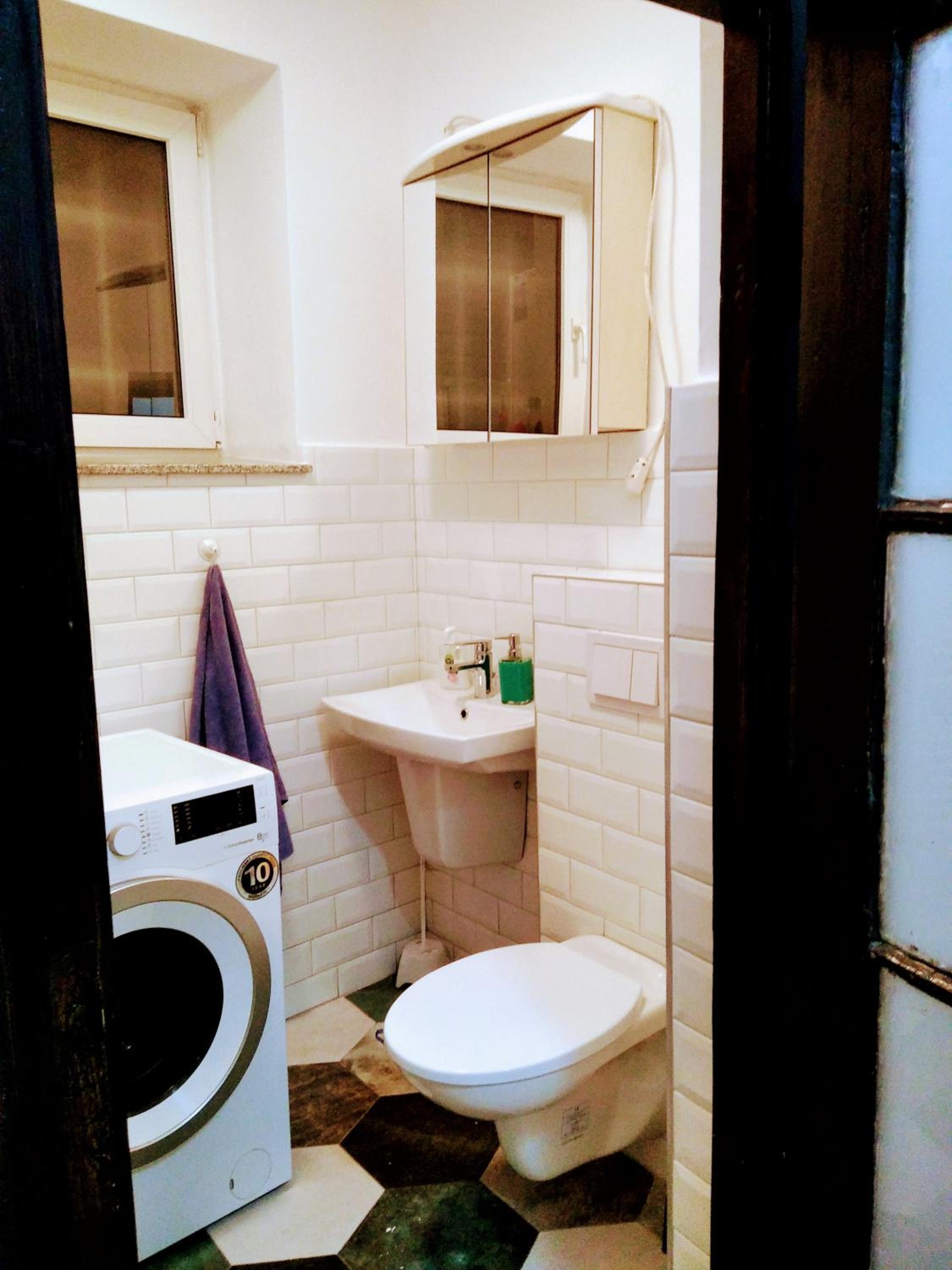 Two-Bedroom Apartment - Photo 18