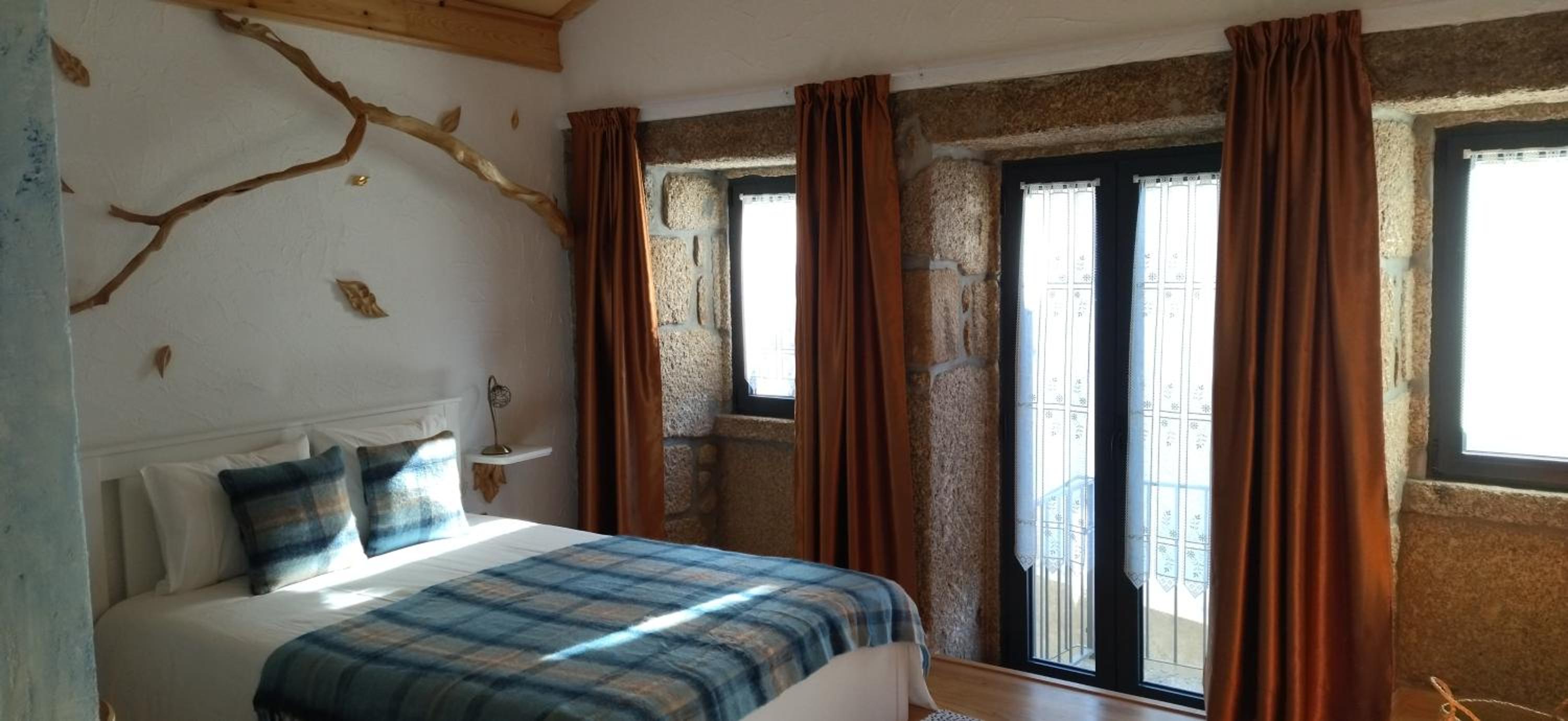 One-Bedroom House - Photo 19