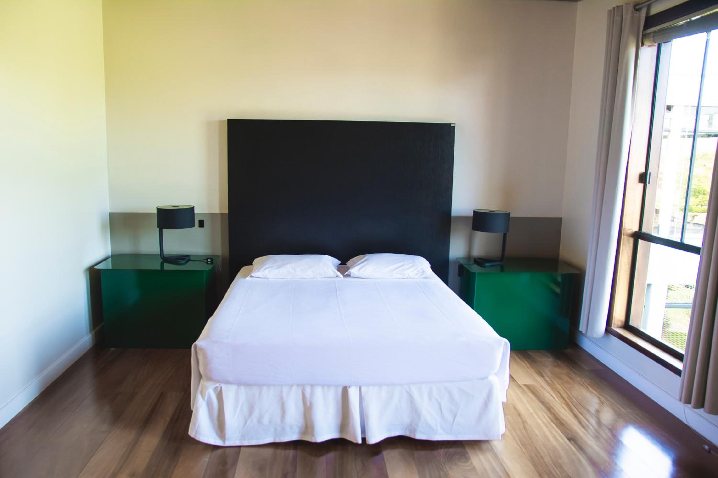 Queen Room photo 1