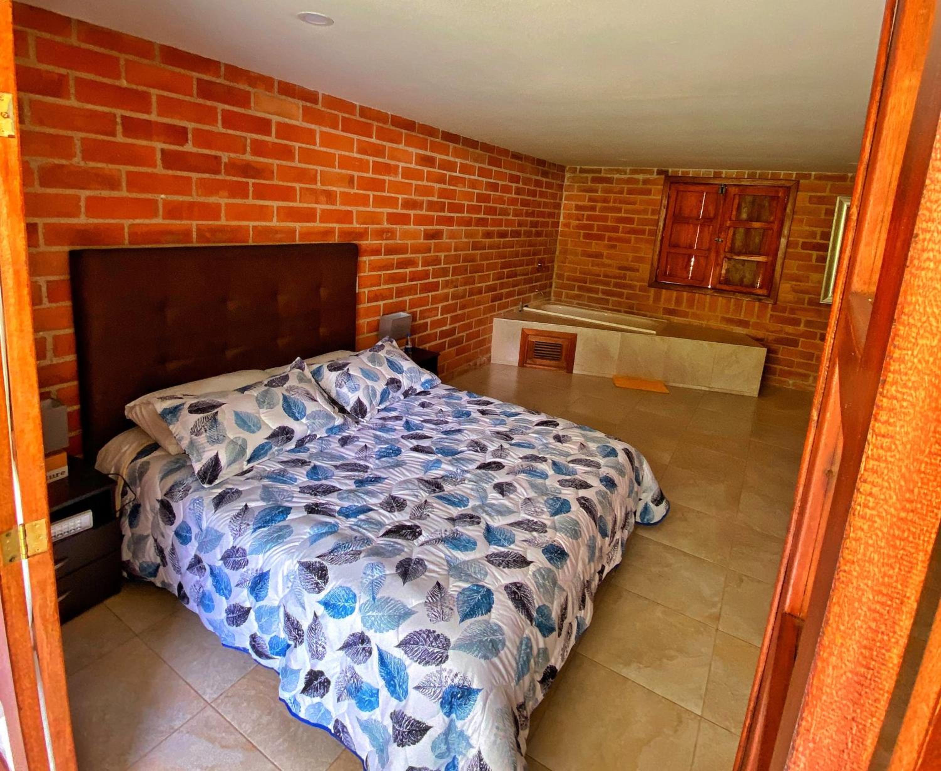 Deluxe Double Room with Bath