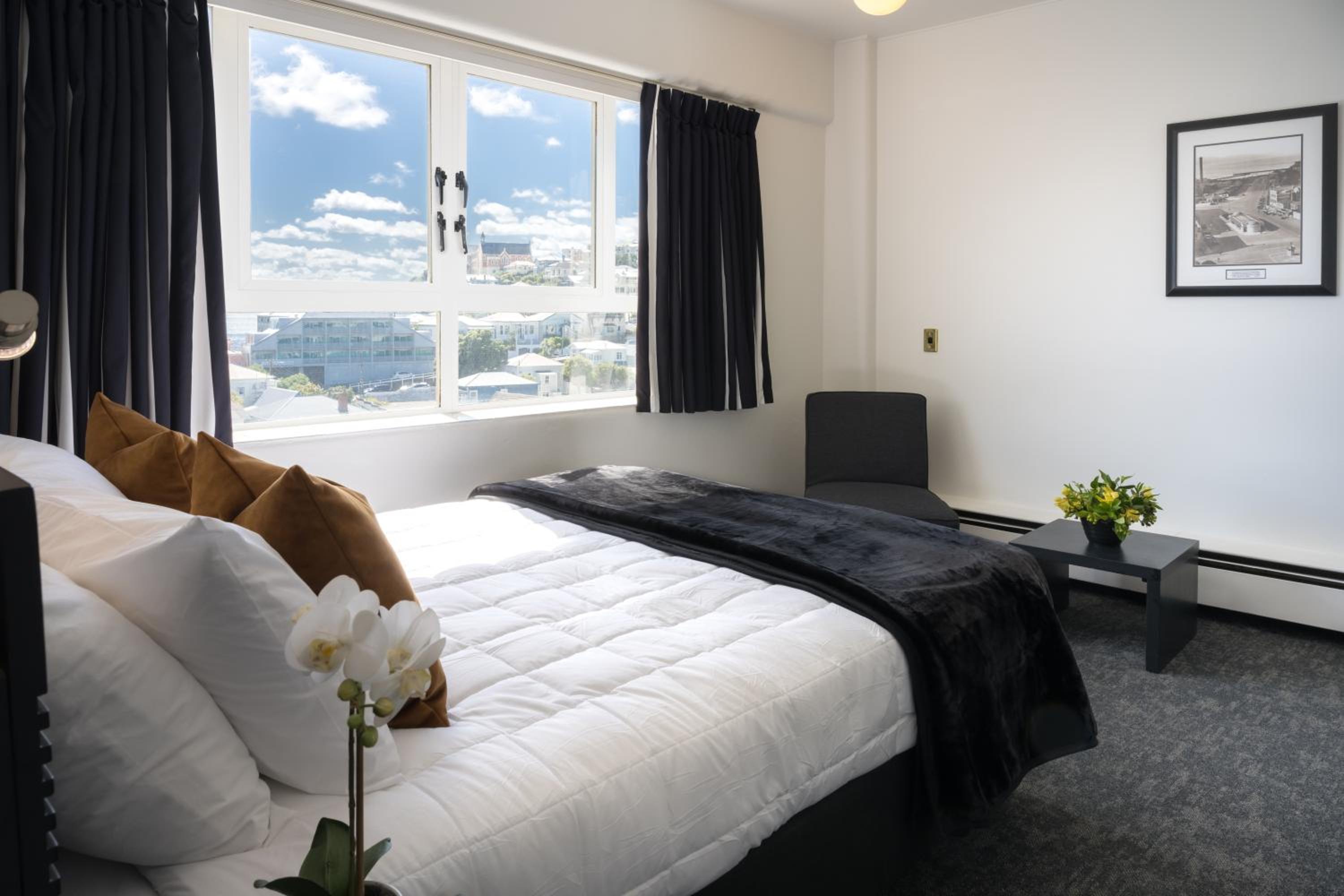 Standard Queen Room photo 1