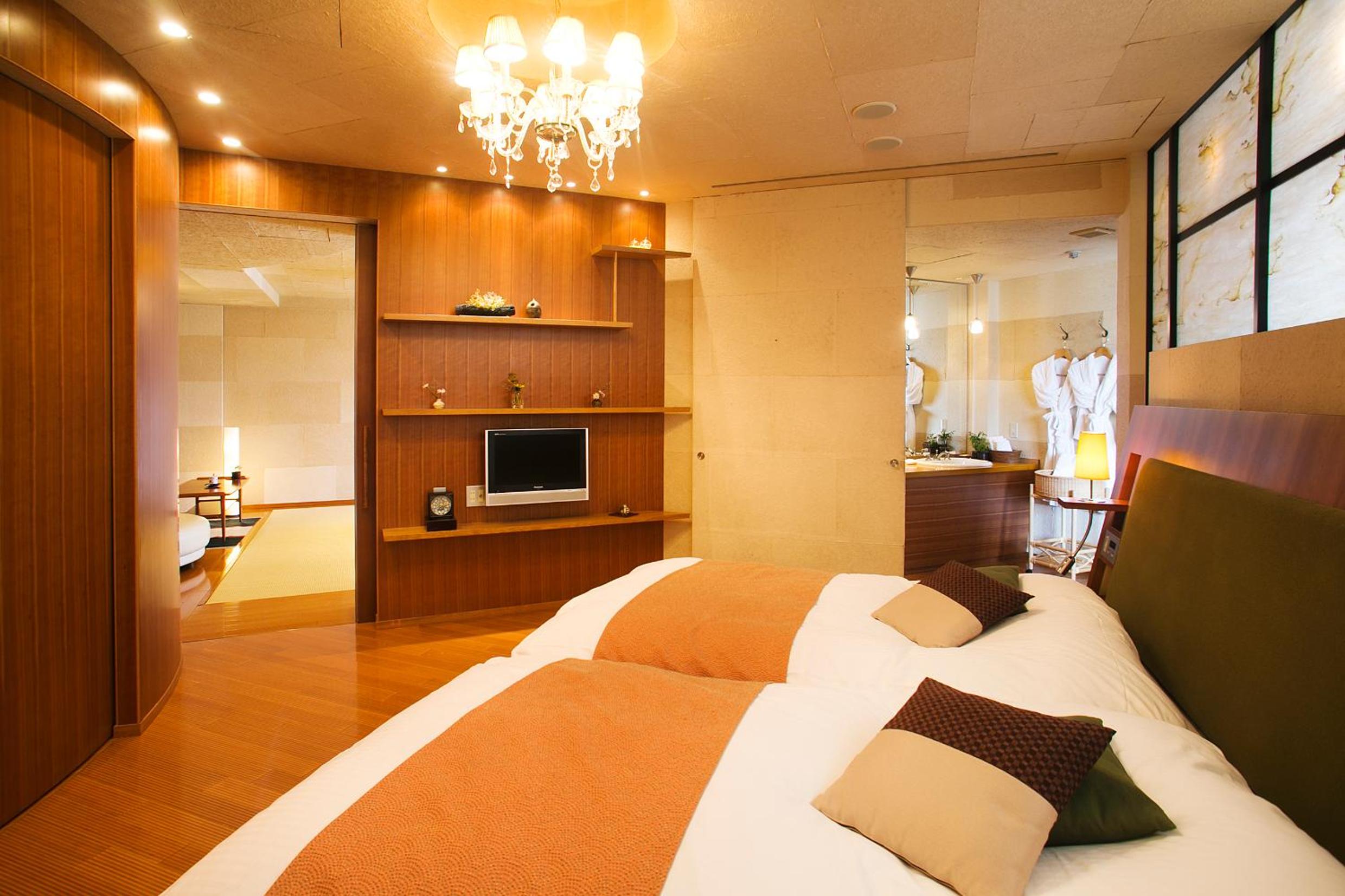 Junior Suite - Non-Smoking - Photo 9