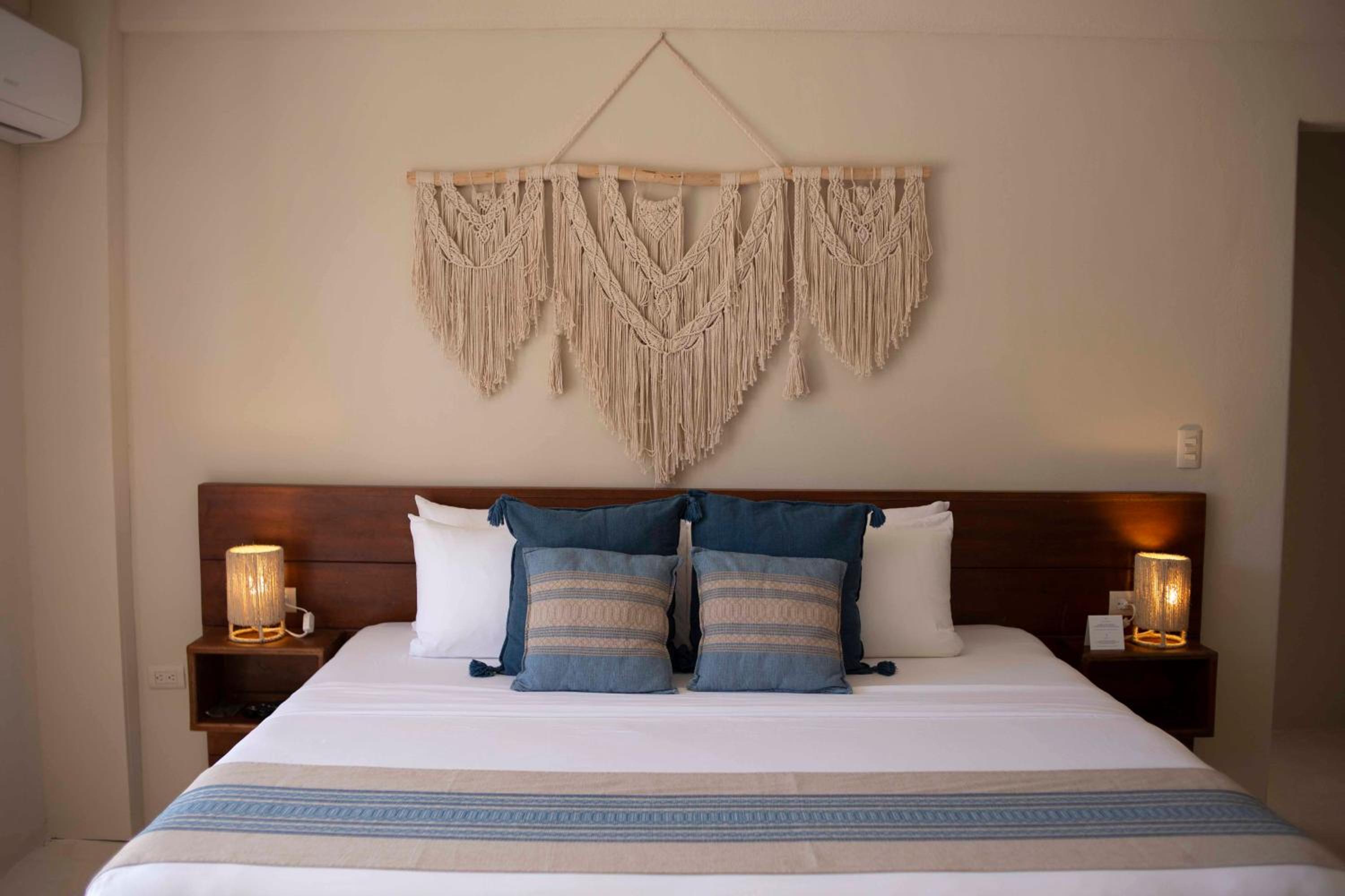 Deluxe Suite with Sea View