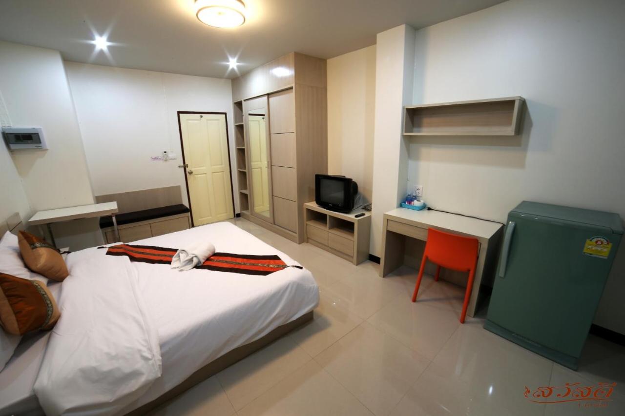 One-Bedroom Apartment - Photo 5