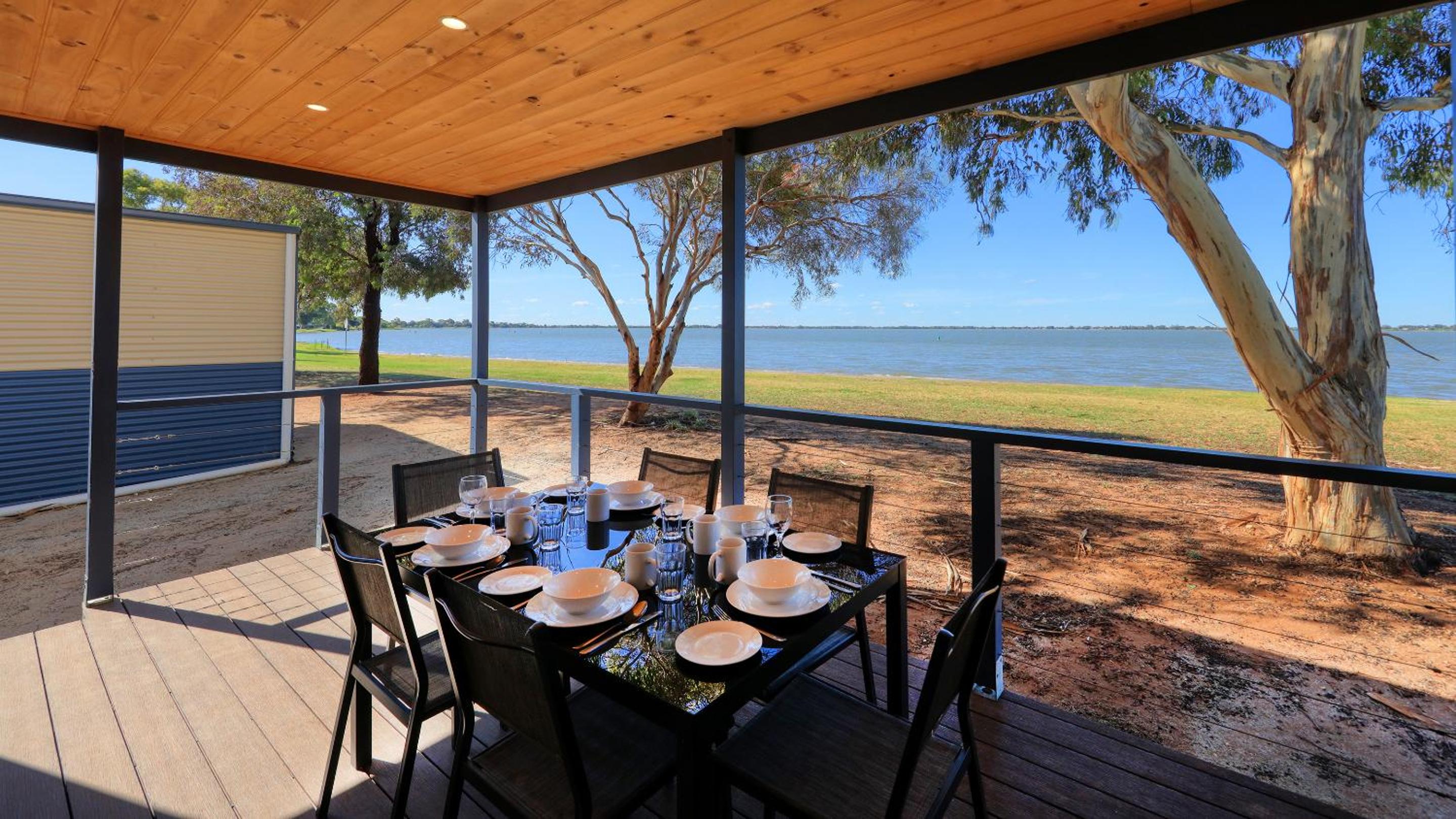 Two-Bedroom Villa - Photo 9