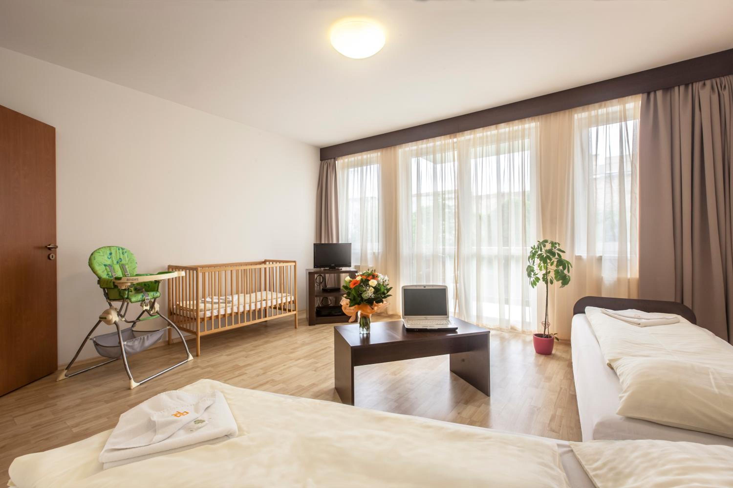  Superior One-Bedroom Apartment with Air-conditioning   - Photo 1