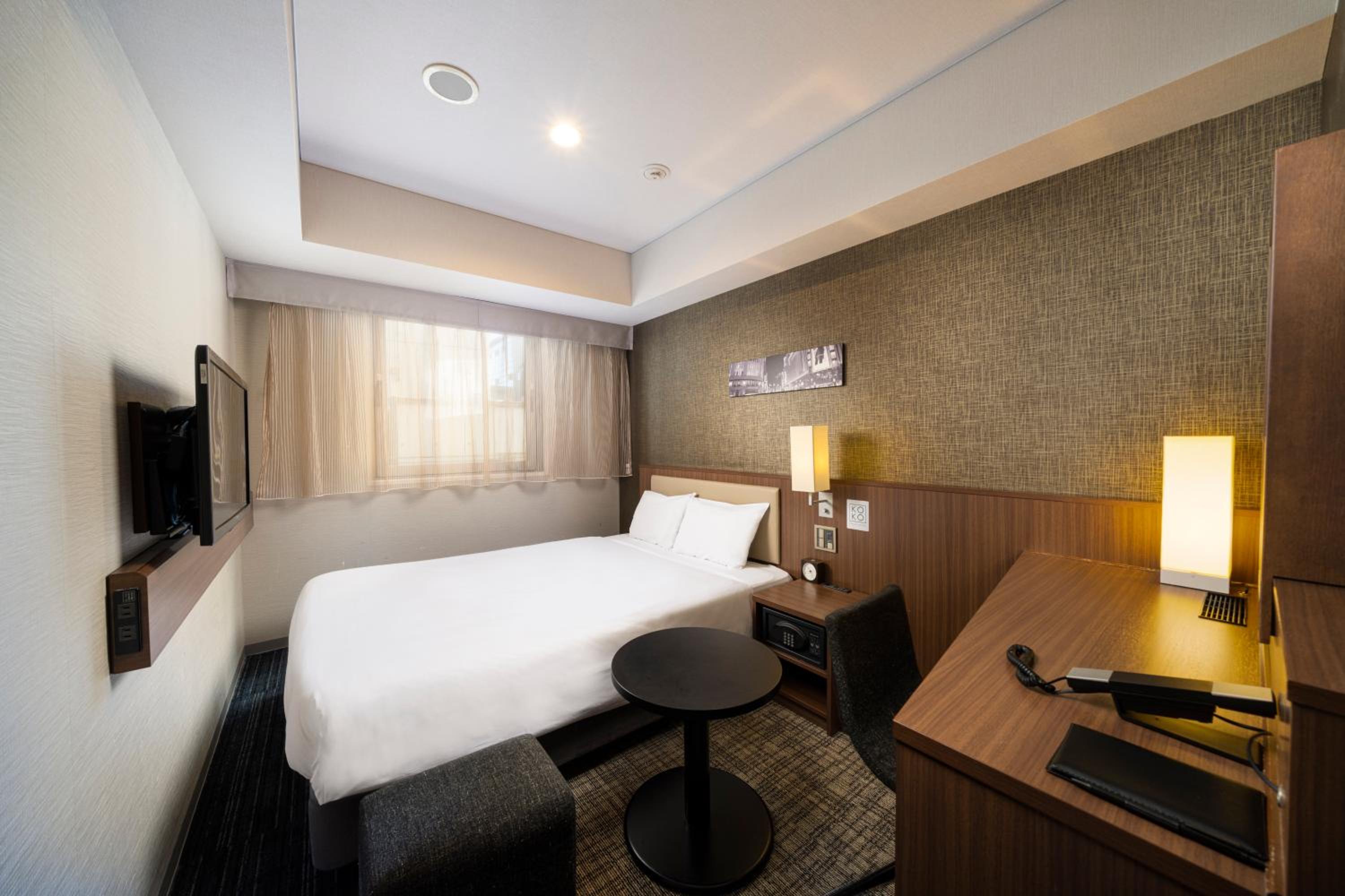 Double Room - Non-Smoking  photo 2