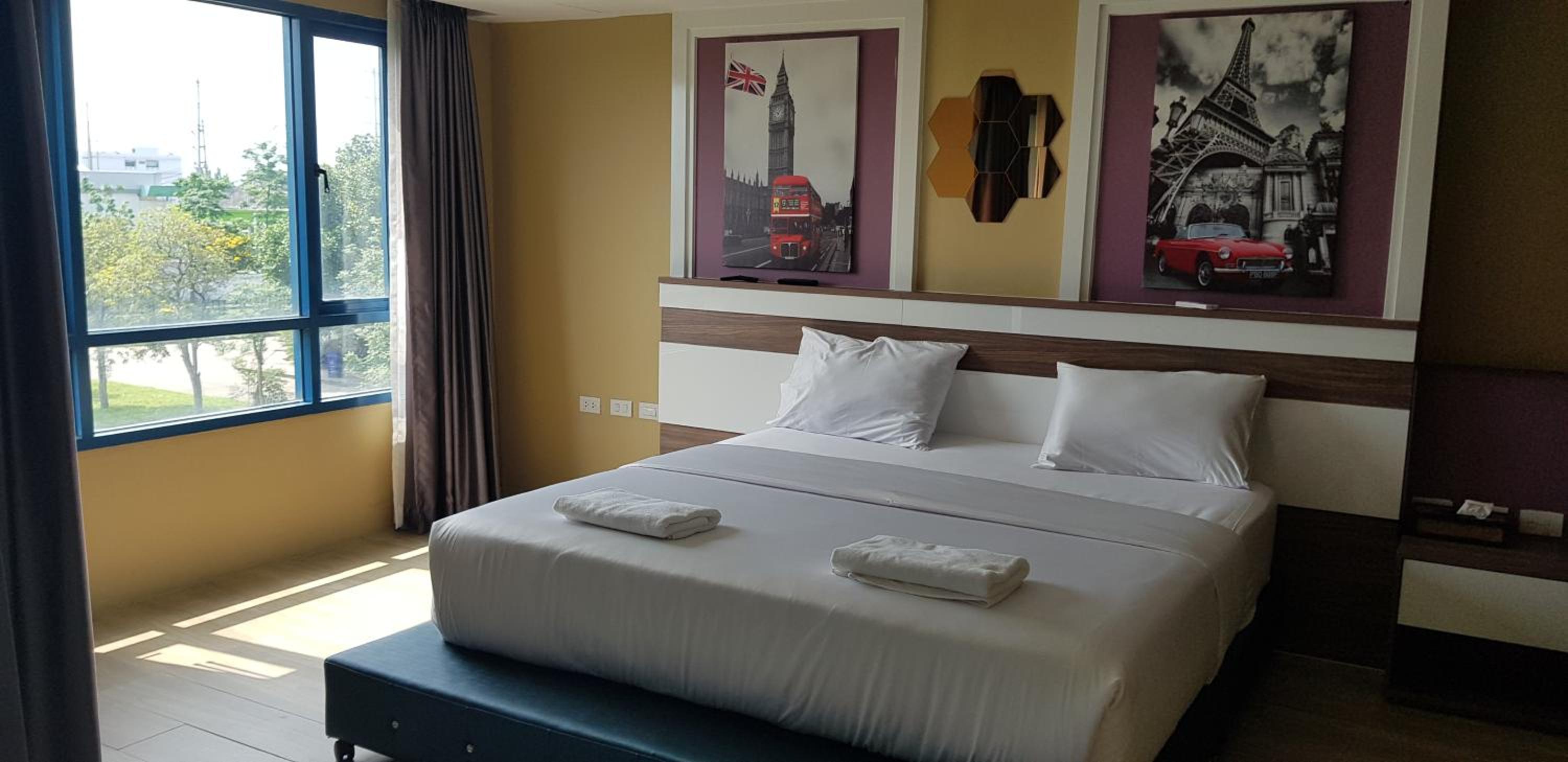 Deluxe Room 1 Person