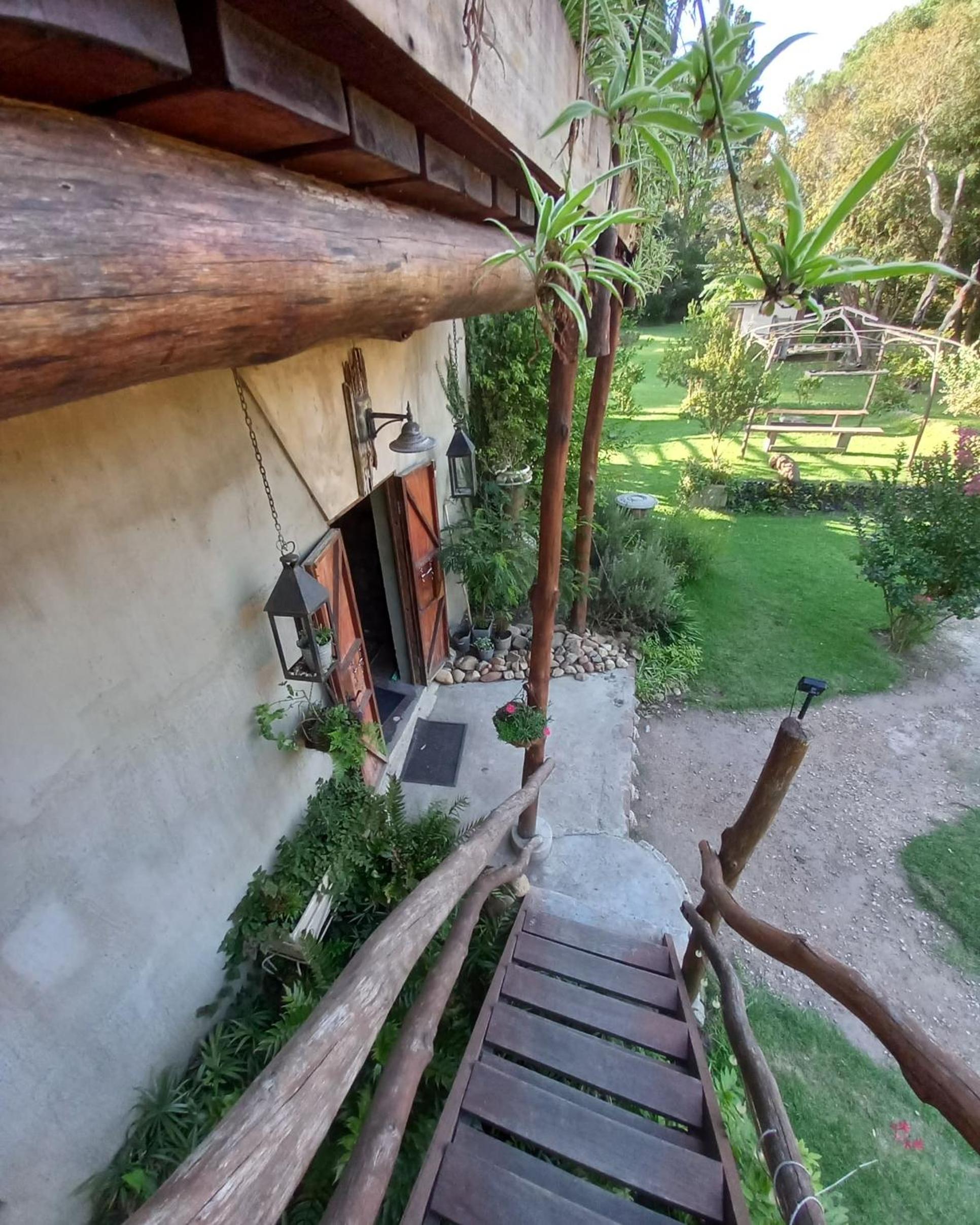 Deluxe Double or Twin Room with Balcony - Photo 16