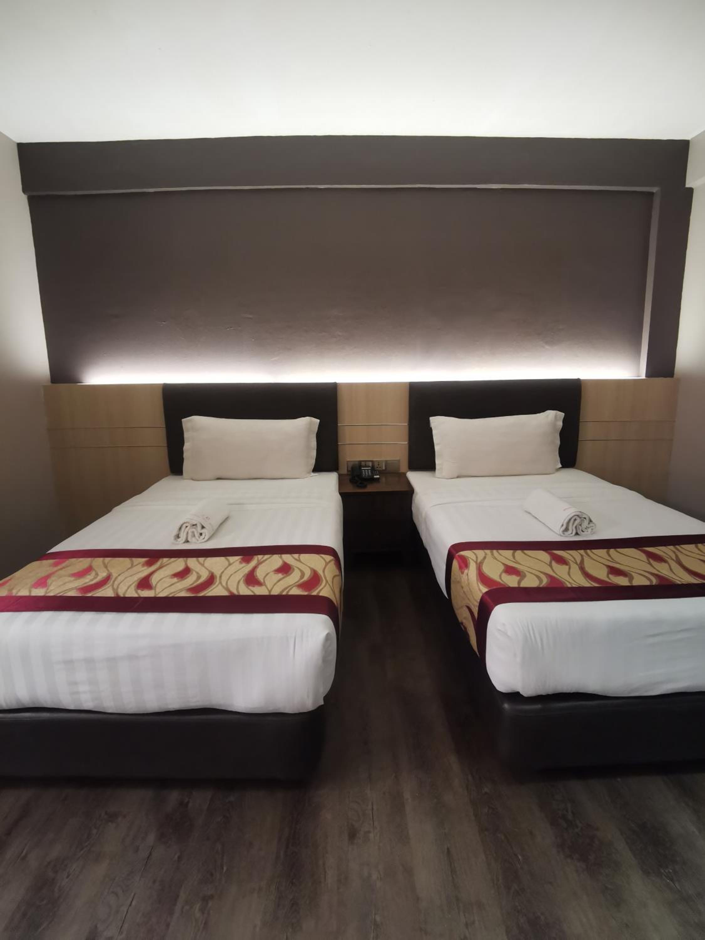 Deluxe Twin Room photo 1