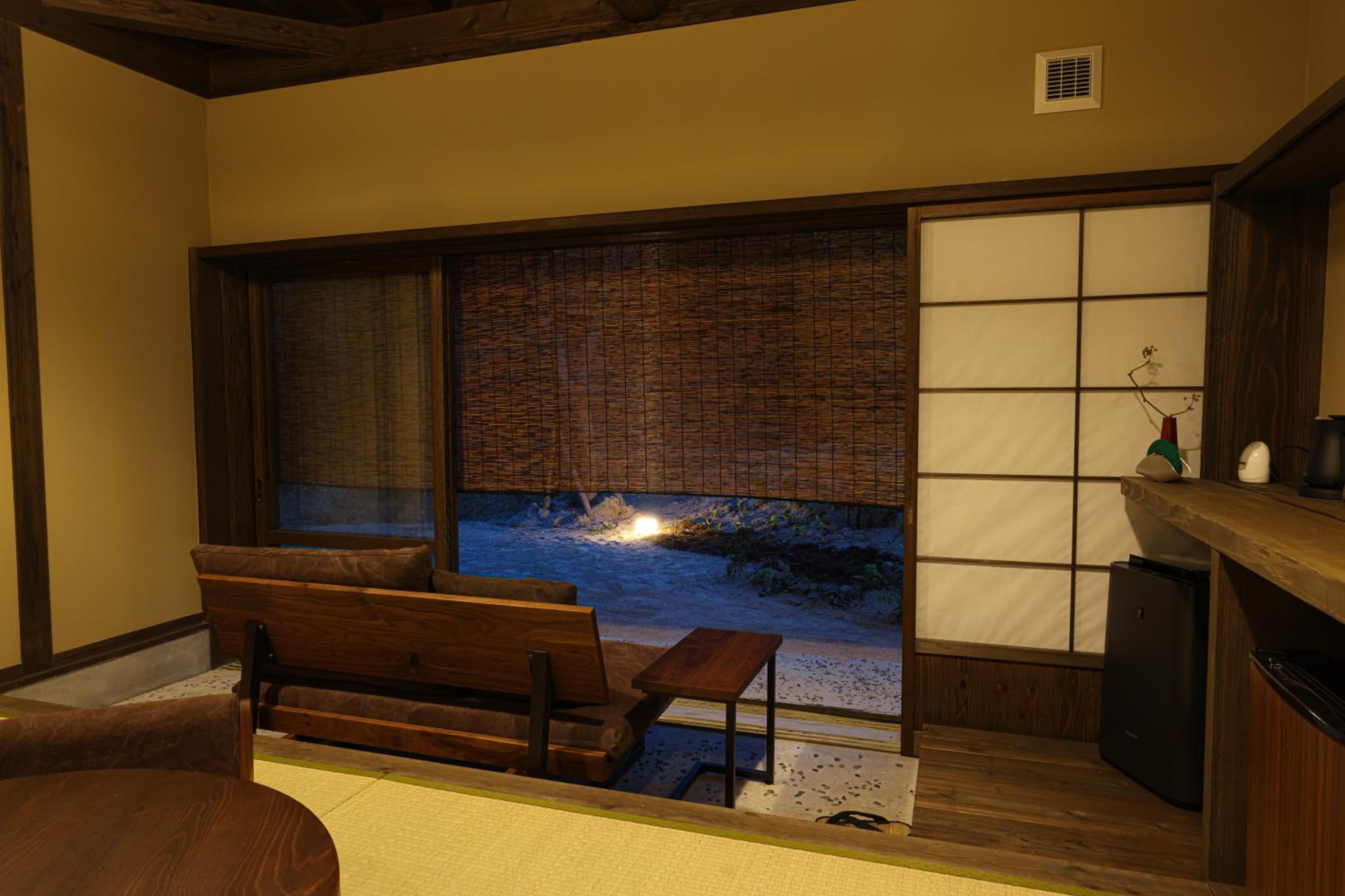 Twin Room with Bathroom - Photo 20