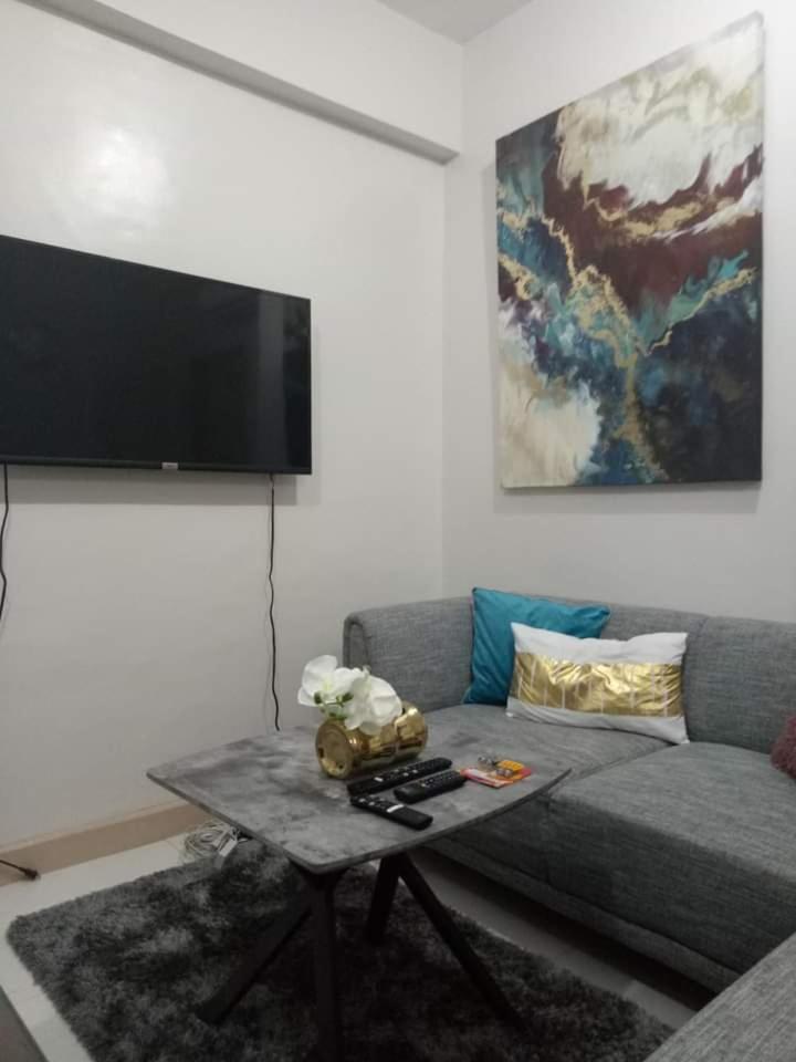 Two-Bedroom Apartment - Photo 11