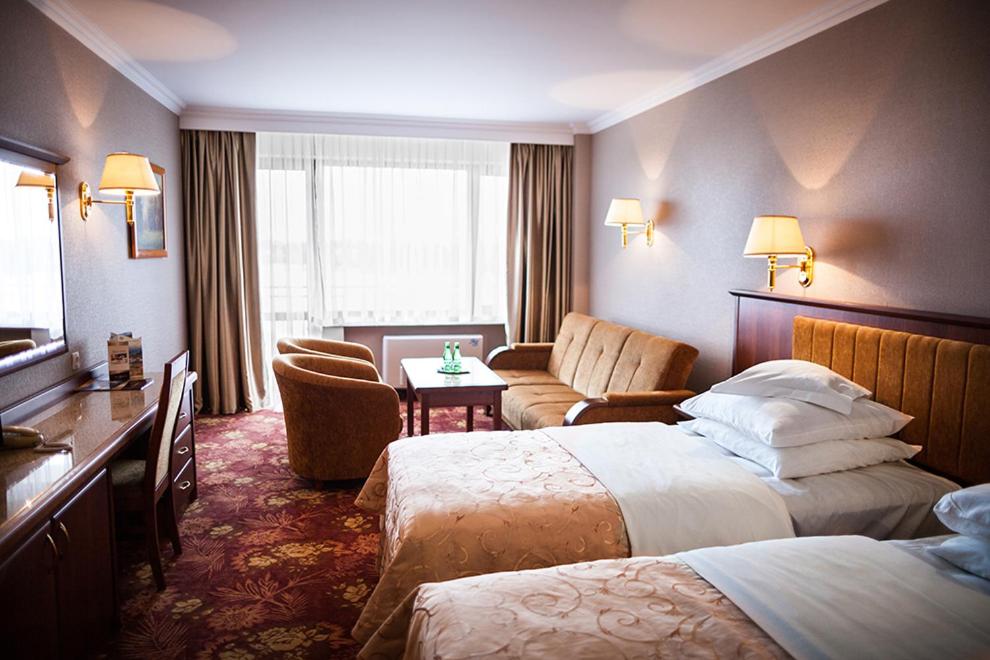 Twin Room - Photo 1
