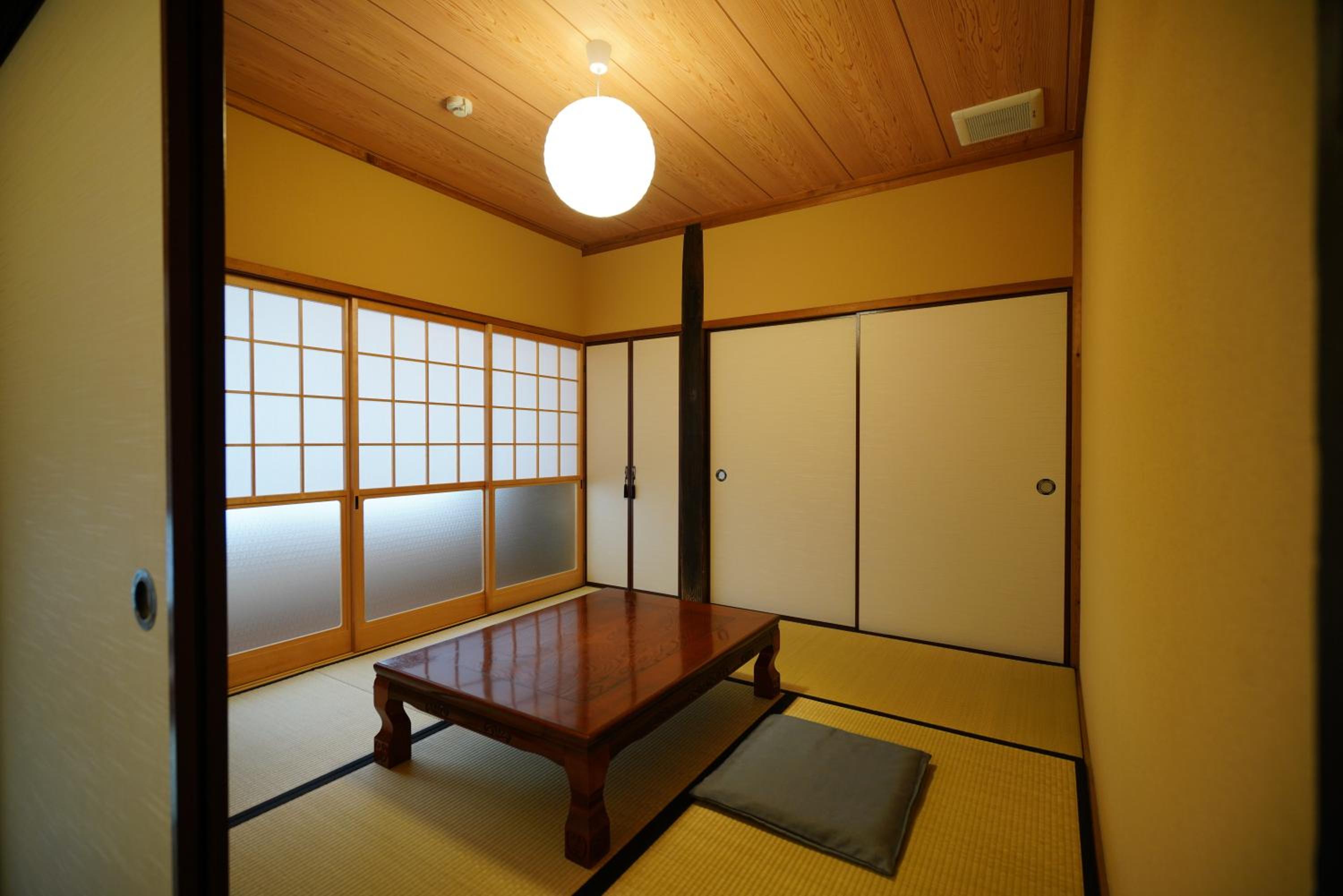 Japanese-Style Quadruple Room photo 1