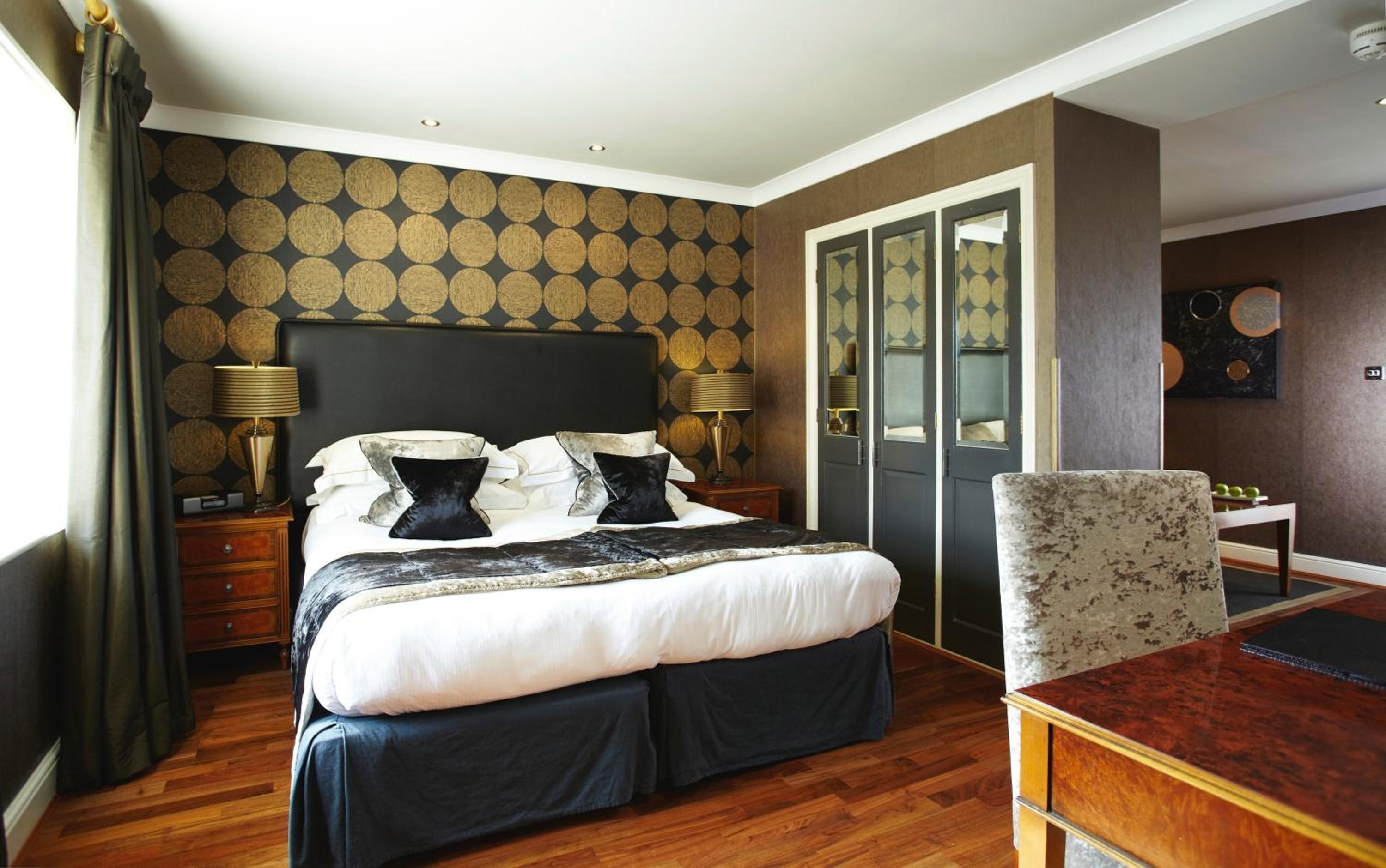 Junior Suite - Photo 12